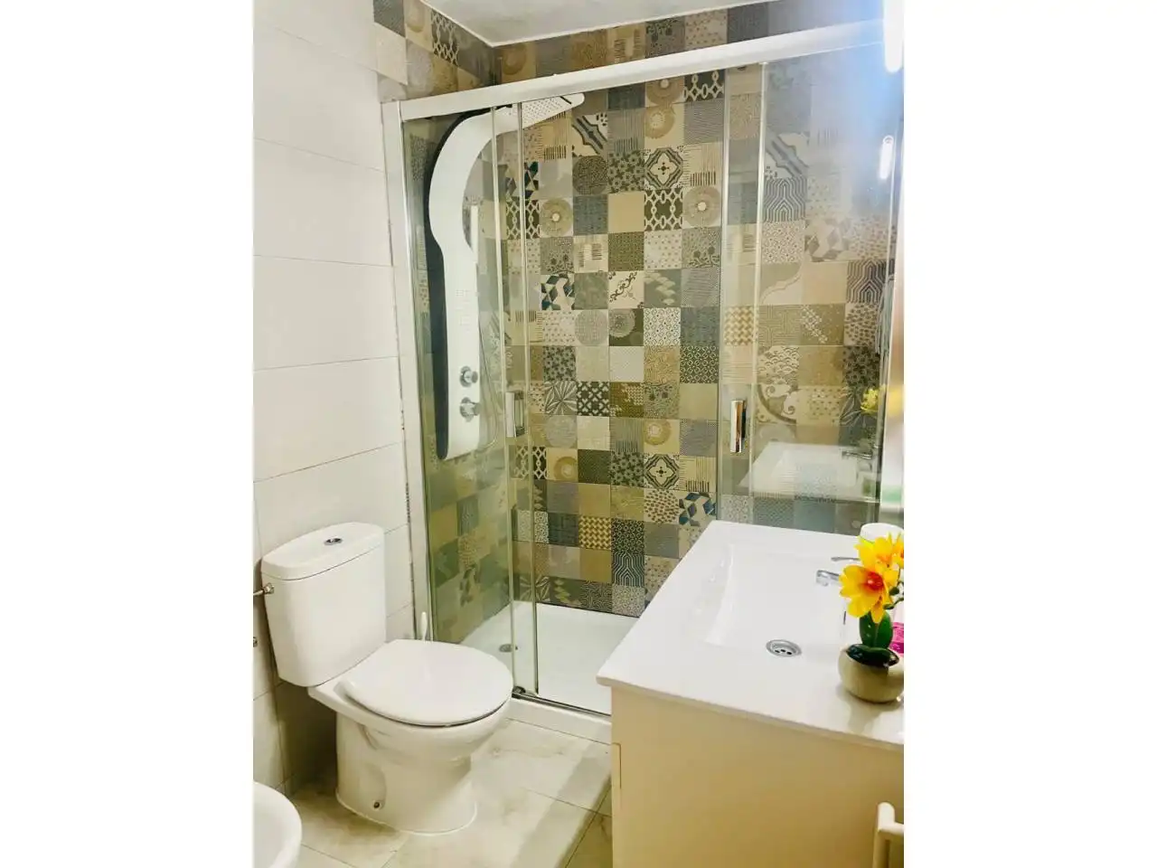 Baño de Piso en venta en Cáceres con Aire acondicionado y Amueblado