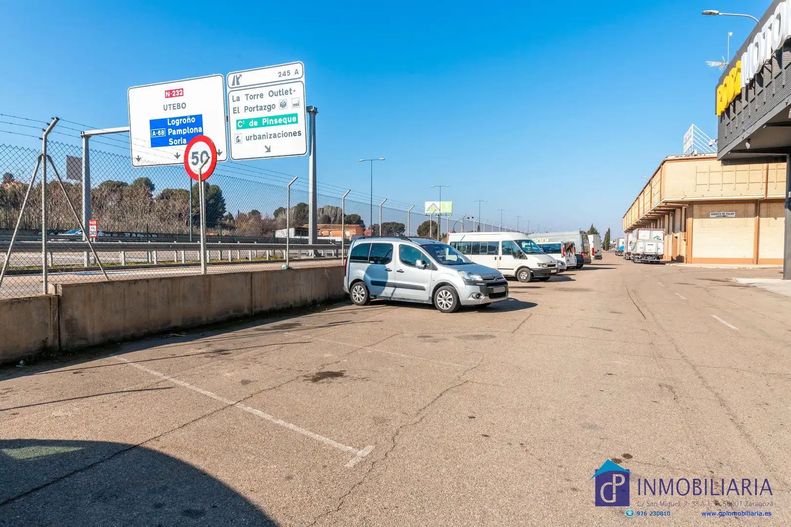 Parking de Nave industrial en venta en Zaragoza