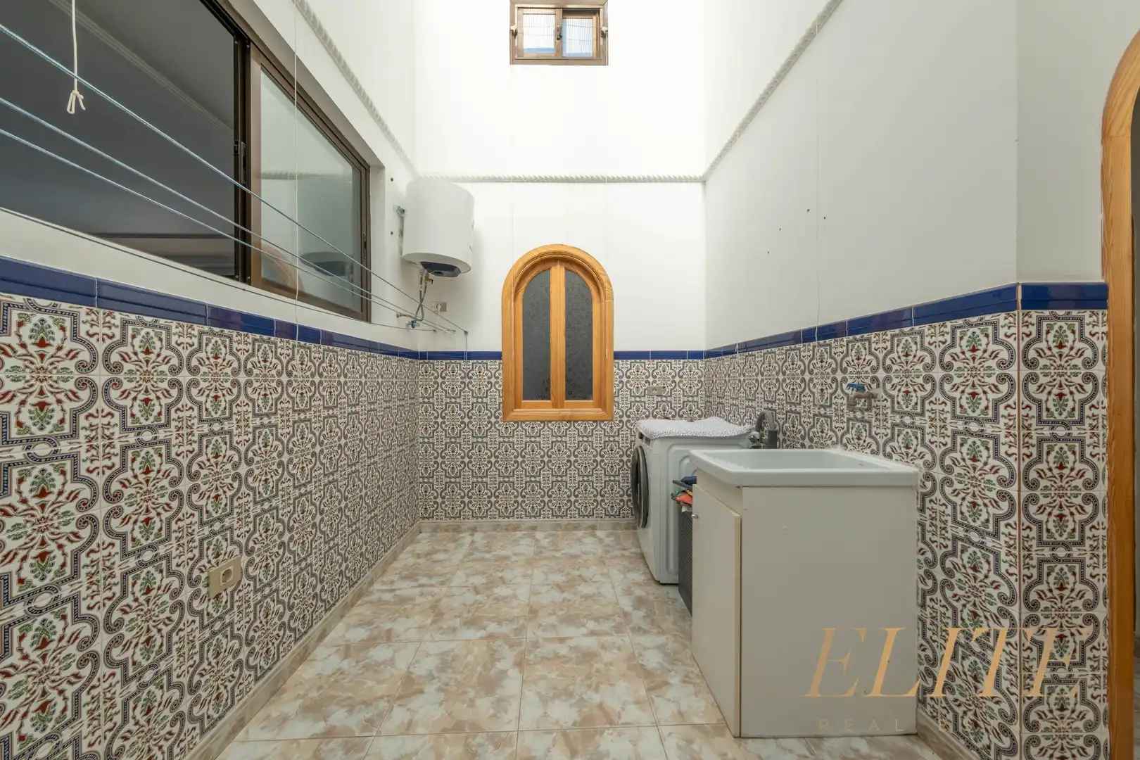 Cuina de Casa adosada en venda en San Bartolomé de Tirajana amb Aire condicionat, Terrassa i Moblat