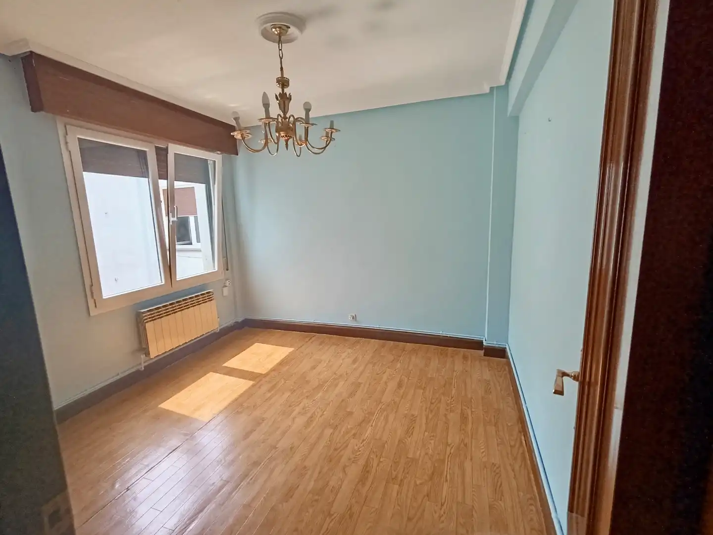 Schlafzimmer von Dachboden zum Verkauf in Getxo  mit Heizung, Terrasse und Ofen