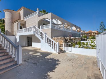 Villa avec balcon à vendre à Carrer de Torrevella
