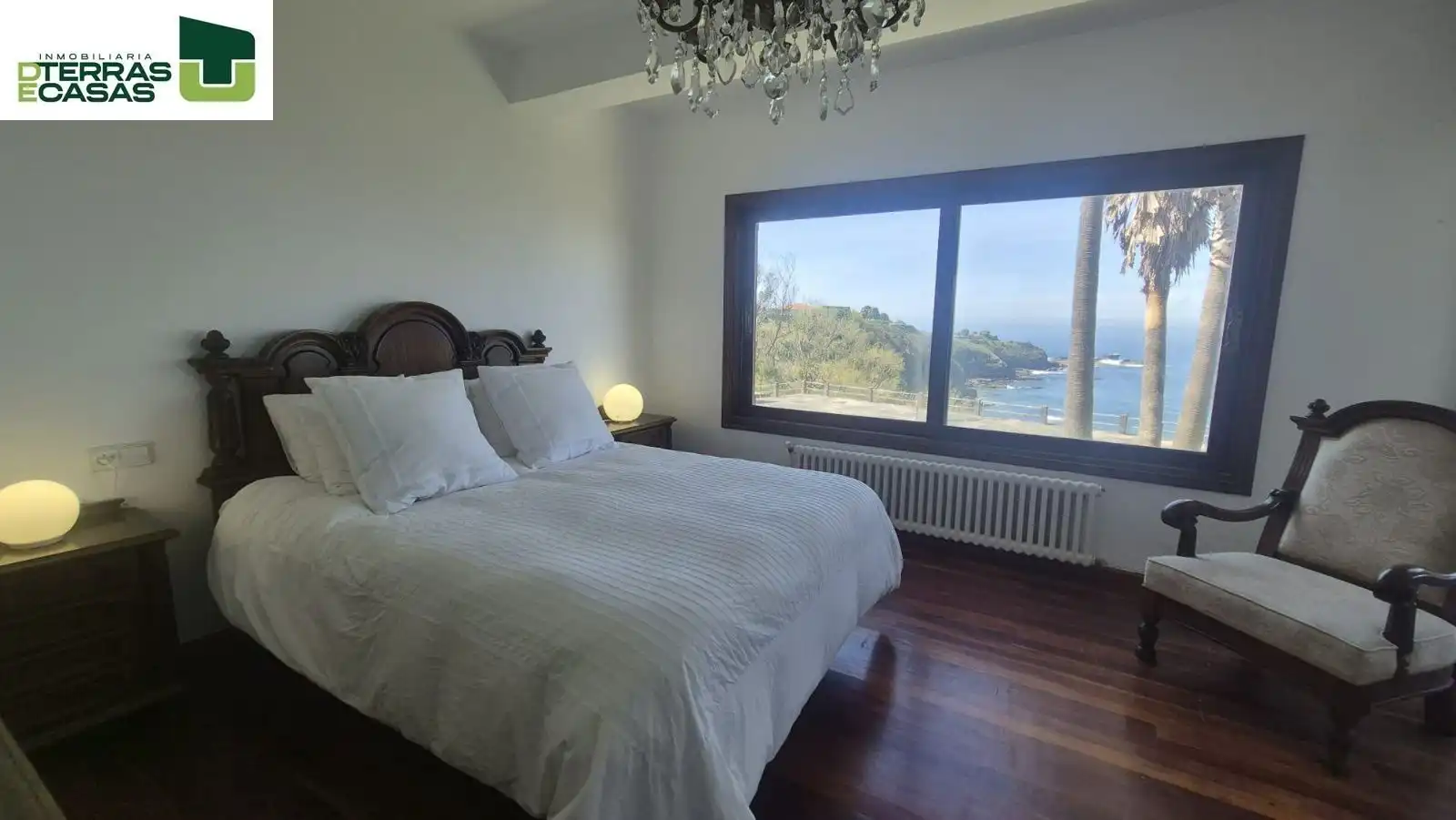 Schlafzimmer von Haus oder Chalet zur Miete in Sanxenxo mit Klimaanlage, Privatgarten und Parkett