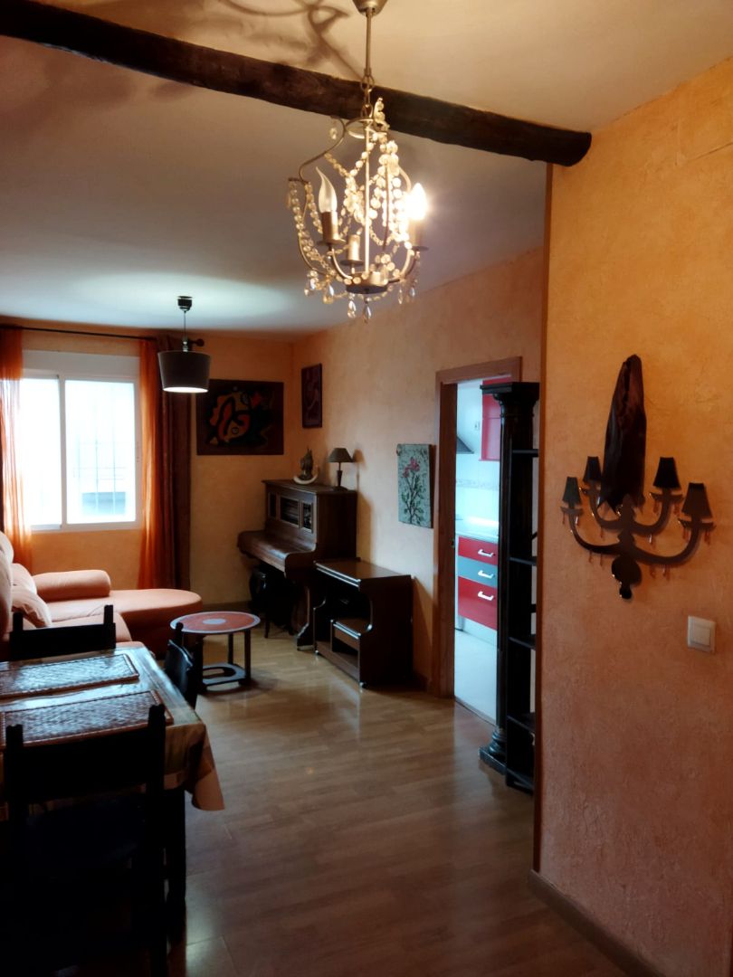 Wohnzimmer von Wohnung zum verkauf in Polán mit Klimaanlage, Heizung und Parkett