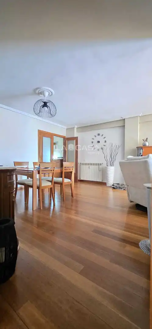 Comedor de Piso en venta en Valladolid con Calefacción y Trastero