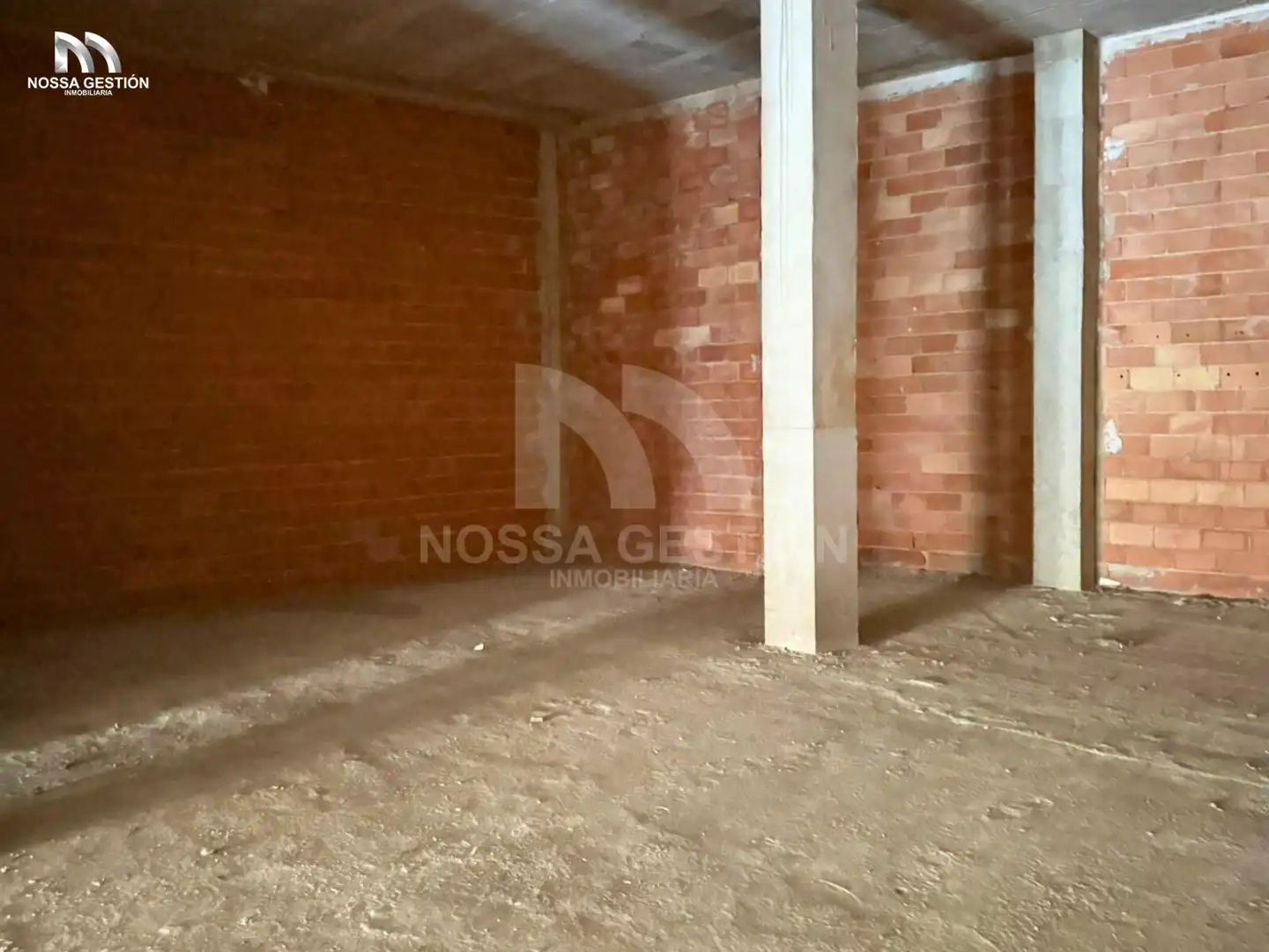 Local en venta en Burjassot
