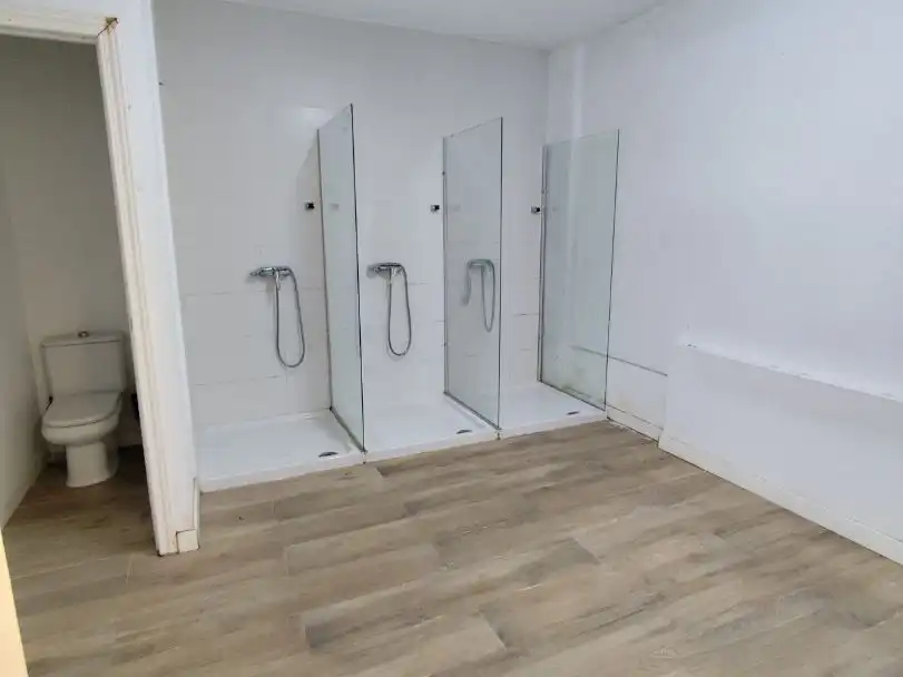 Bathroom of Commercial properties for rent in  Palma de Mallorca  with Alarm