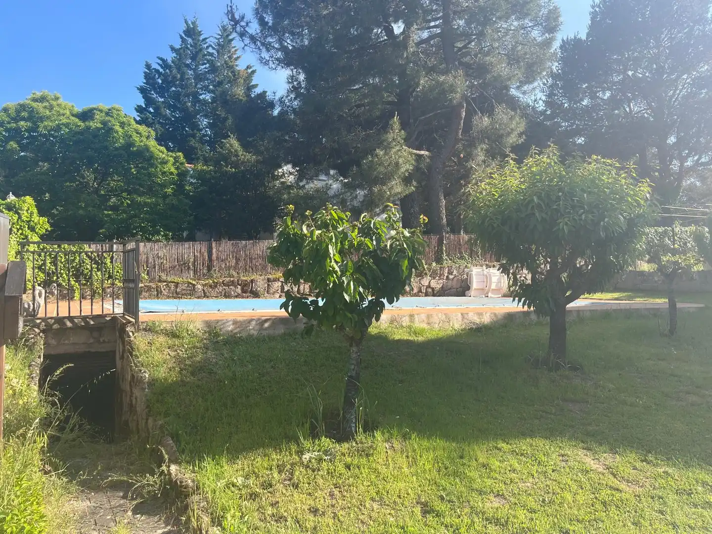 Piscina de Casa o chalet de alquiler en Becerril de la Sierra con Aire acondicionado, Calefacción y Jardín privado