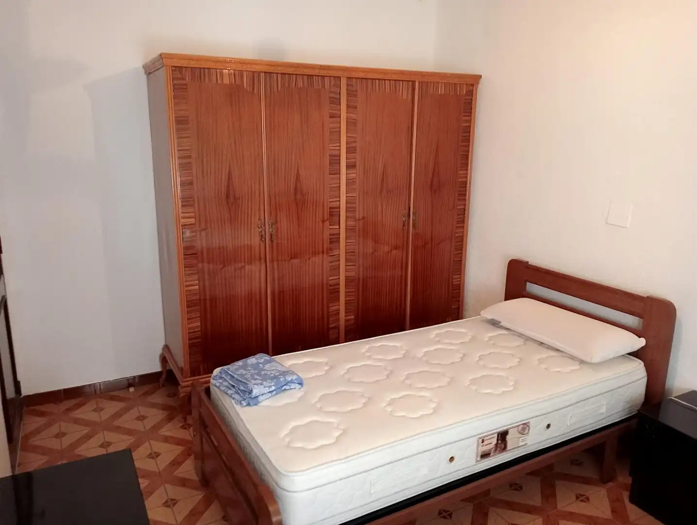 Bedroom of Flat for rent in Sevilla  with Air Conditioner, Terrace and Furnished