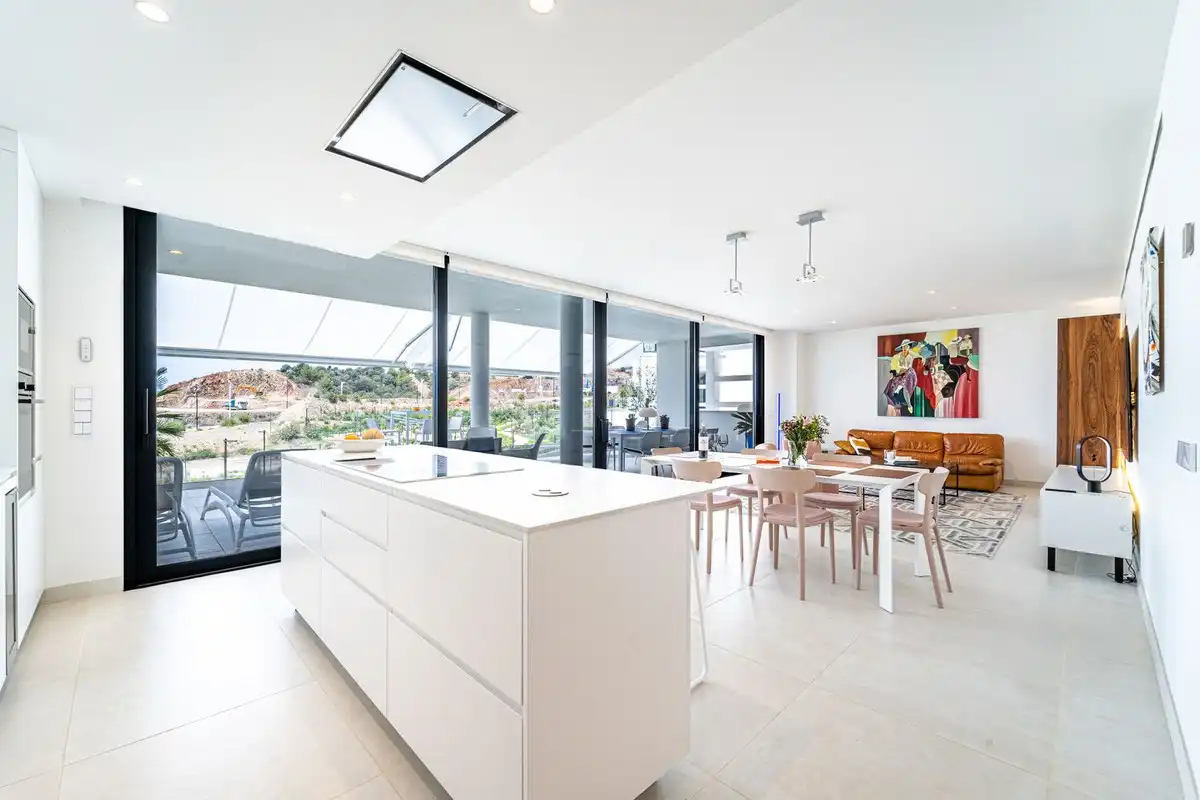 Cocina de Apartamento en venta en Fuengirola con Aire acondicionado, Trastero y Piscina comunitaria