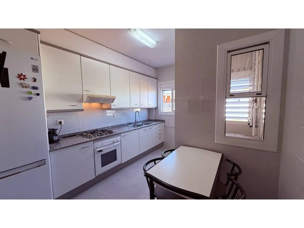 Kitchen of Flat for sale in Cornellà de Llobregat  with Balcony