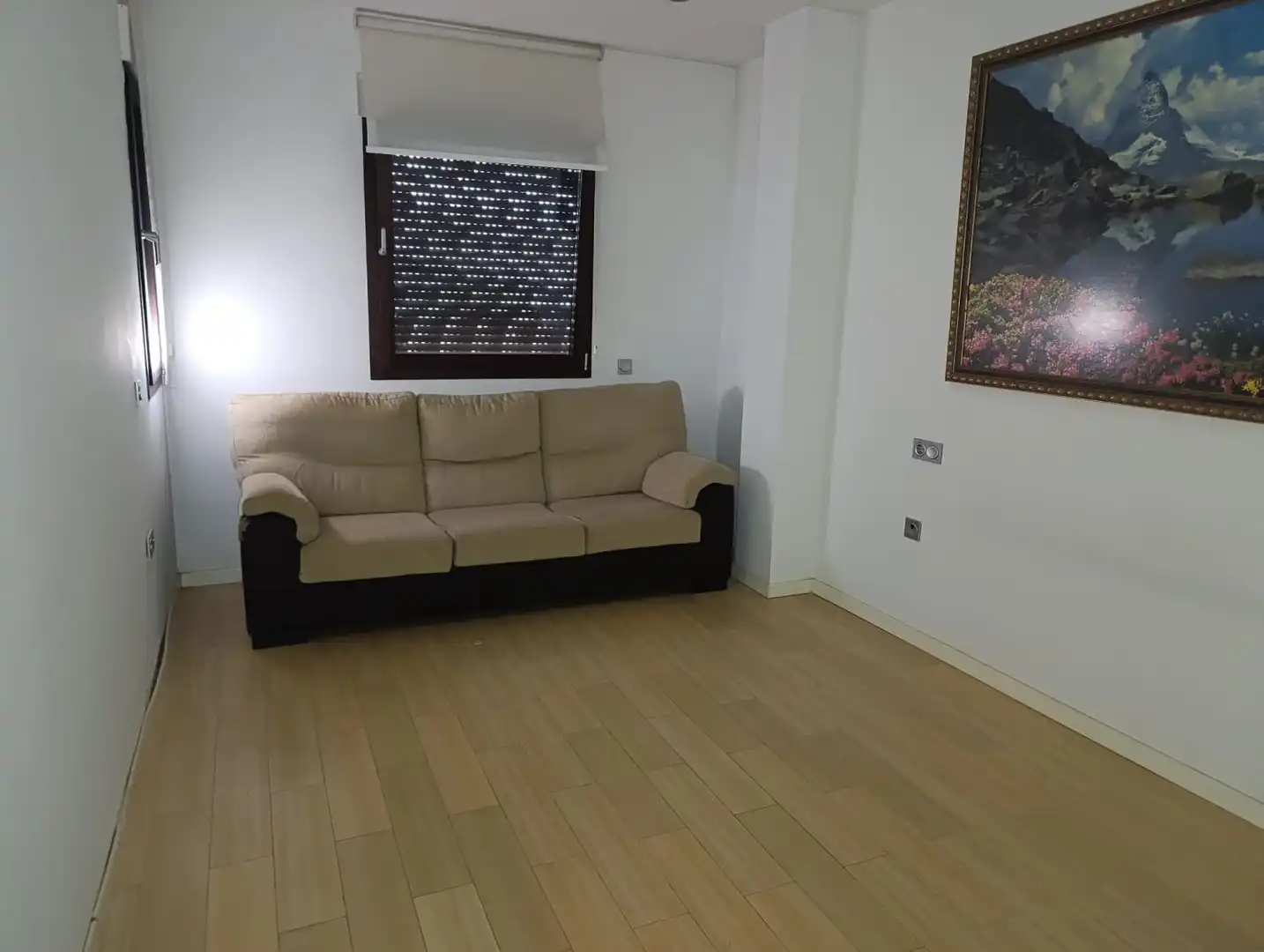 Sala d'estar de Casa o xalet en venda en Valdepeñas amb Calefacció, Terrassa i Traster