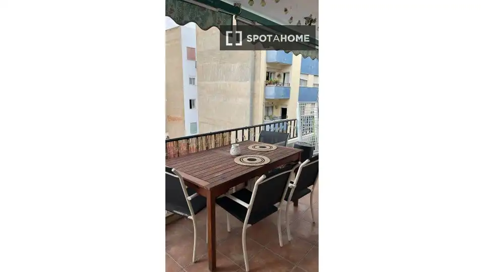Vista exterior de Piso de alquiler en Sagunto / Sagunt con Aire acondicionado, Calefacción y Amueblado