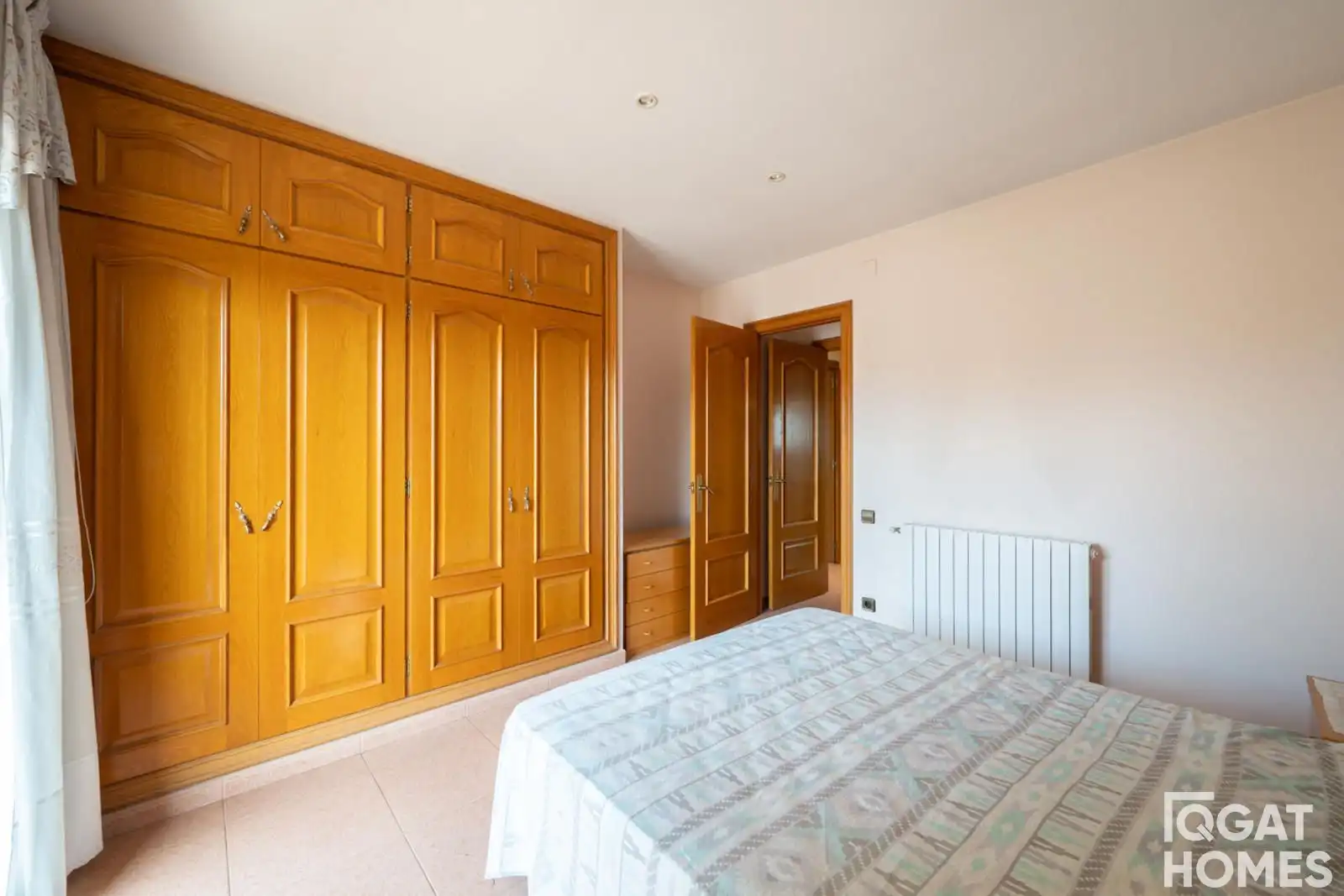 Dormitori de Casa o xalet en venda en Sant Cugat del Vallès amb Calefacció, Terrassa i Piscina