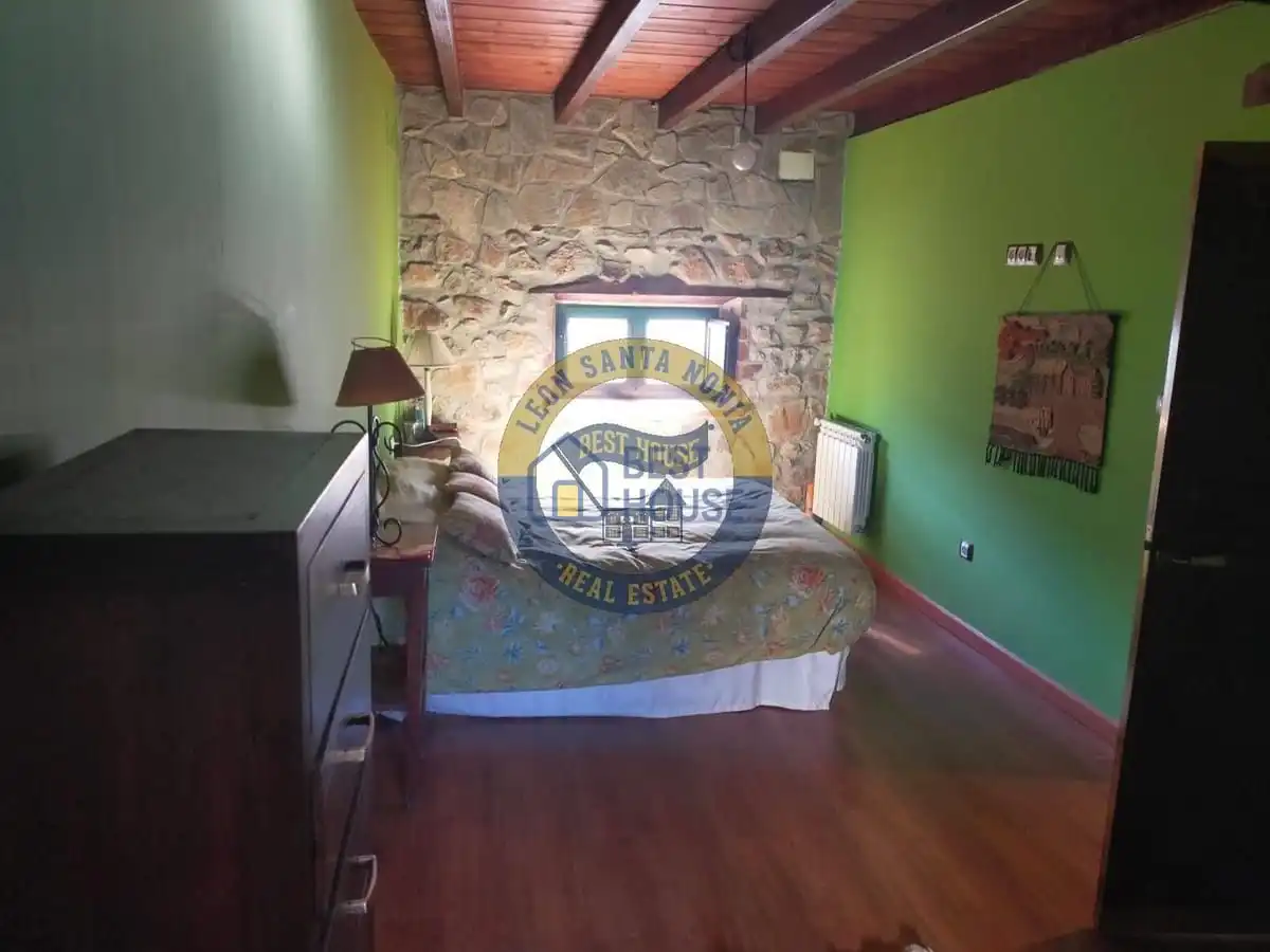 Finca rústica en venta en Boca de Huérgano con Calefacción, Parquet y Amueblado