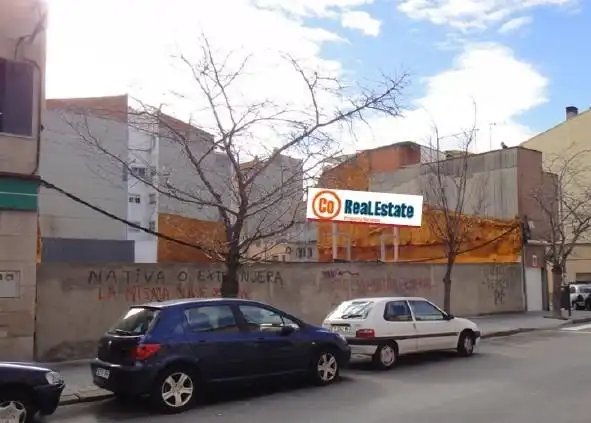 Terrenys i solars en venda a Nord-est