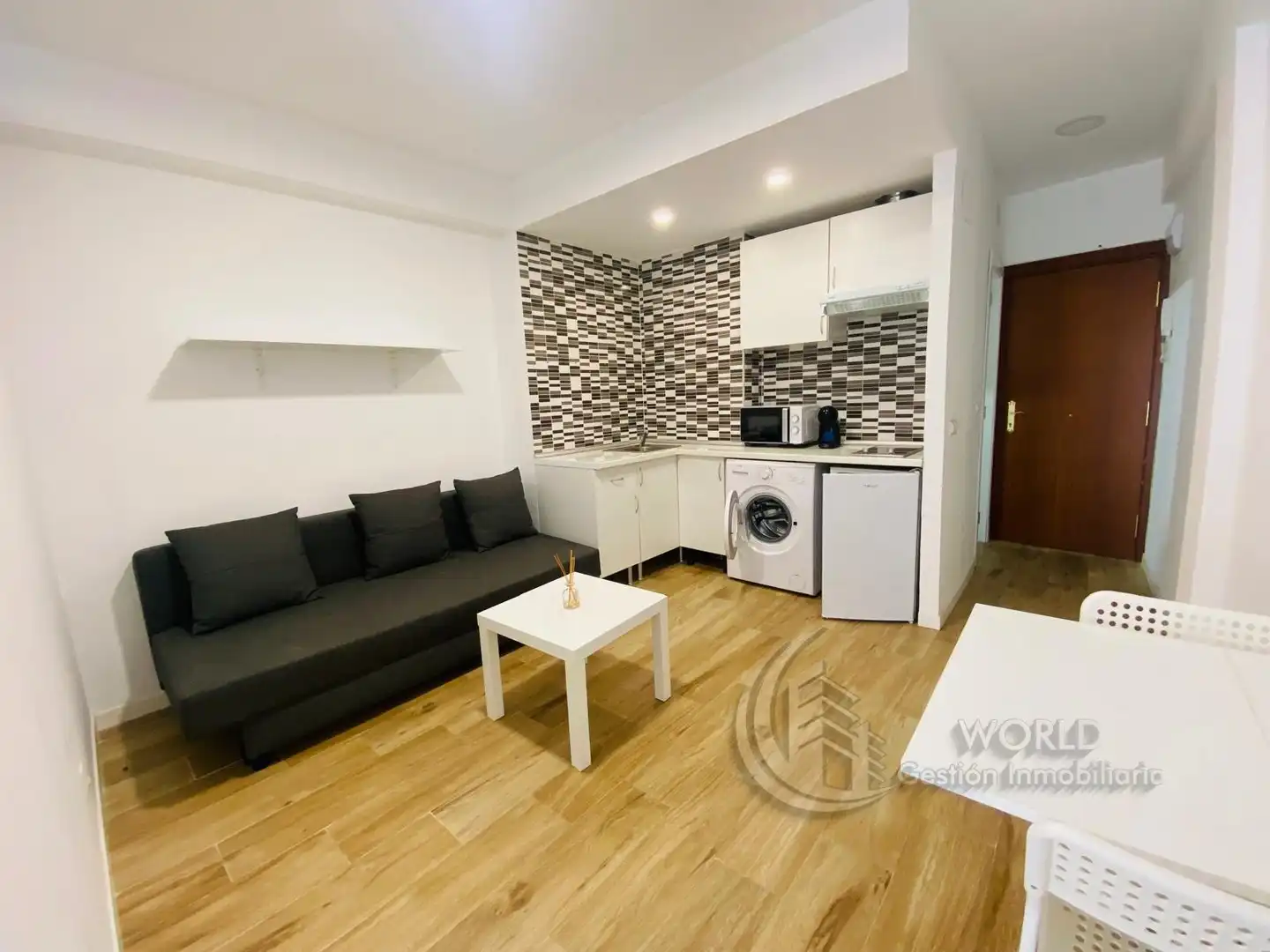 Wohnzimmer von Wohnung zur Miete in Madrid mit Klimaanlage, Heizung und Möbliert