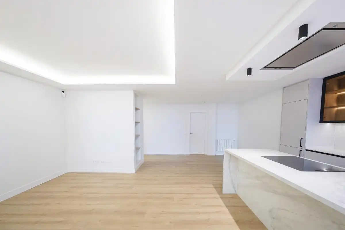 Küche von Erdgeschoss zum Verkauf in Madrid mit Klimaanlage, Heizung und Terrasse