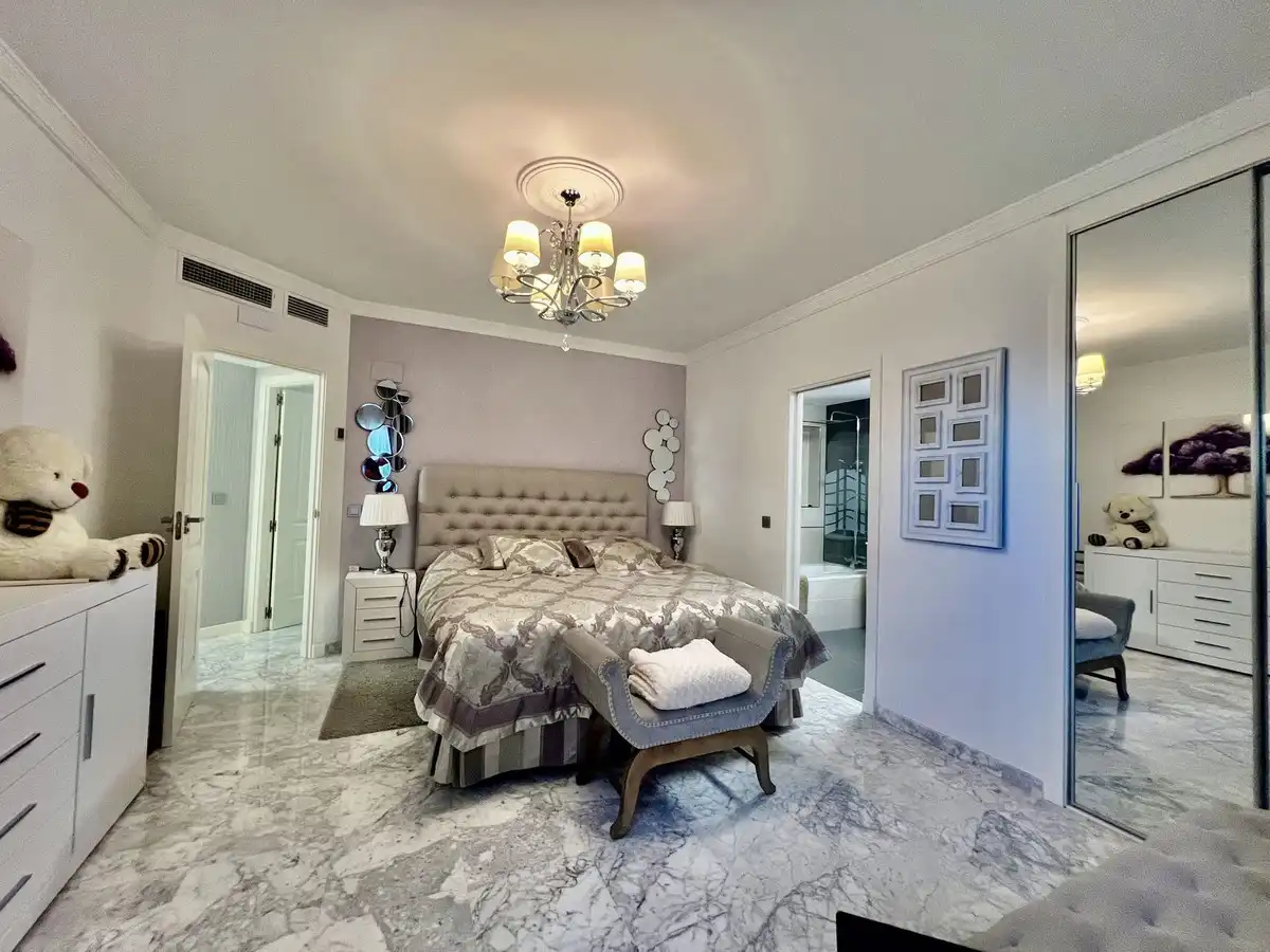 Piso con ascensor en venta en Torrequebrada, imagen 4