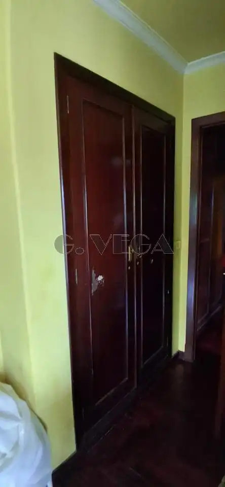 Bedroom of Flat for sale in Vigo   with Heating and Parquet flooring