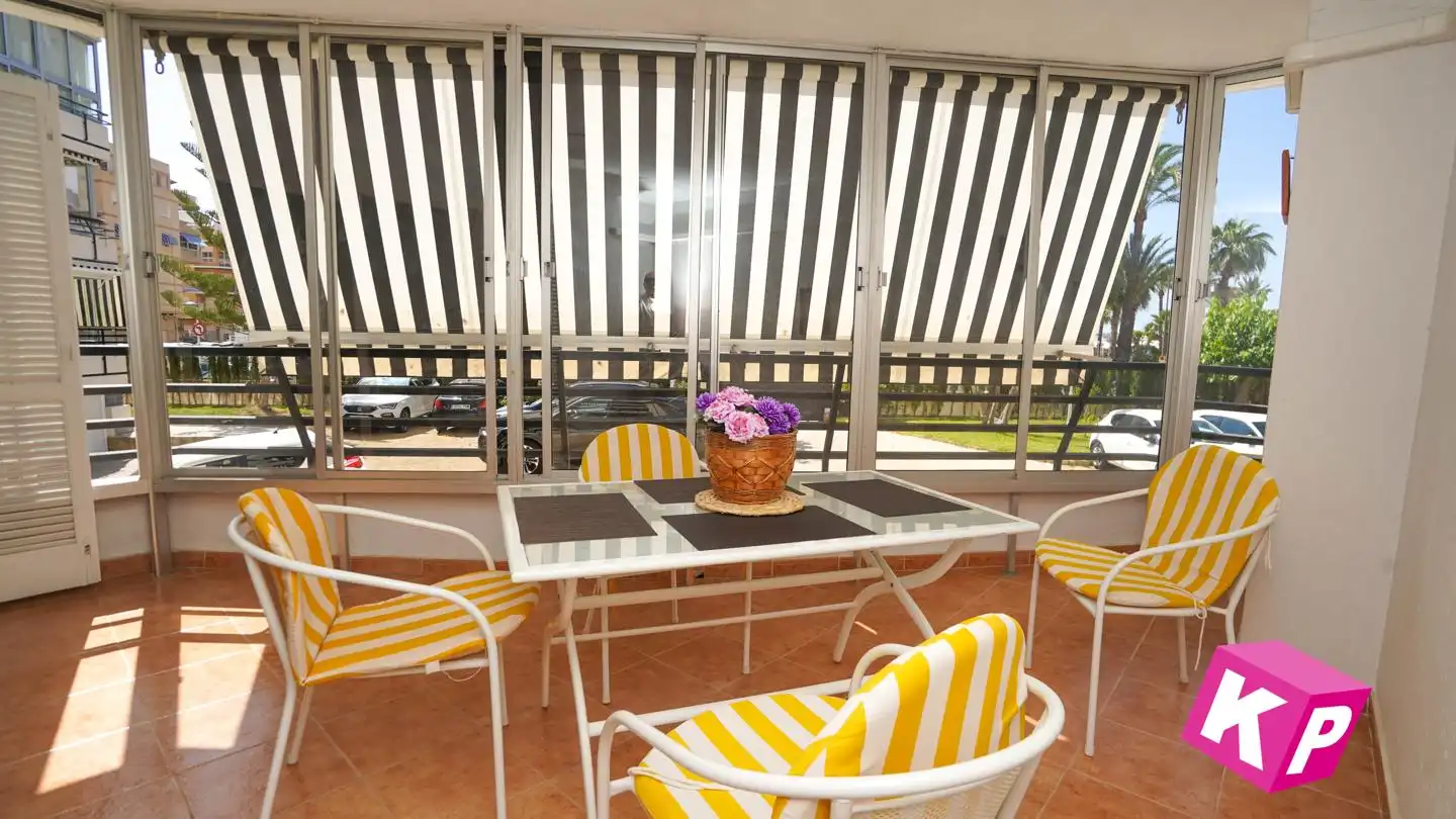 Terrasse von Wohnung zum Verkauf in Santa Pola mit Klimaanlage, Terrasse und Möbliert
