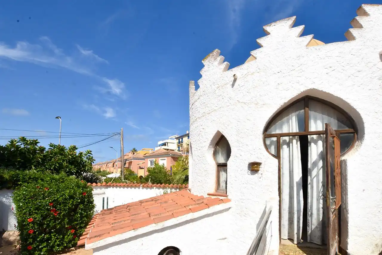 Exterior view of Houses for sale in Águilas  with Air Conditioner, Private garden and Storage room
