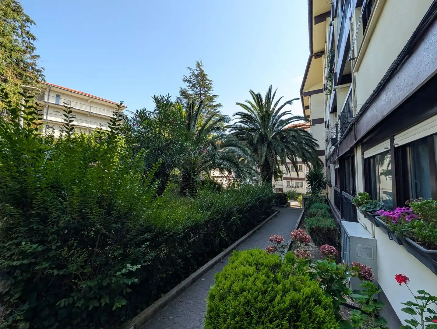 Jardín de Piso en venta en Donostia - San Sebastián  con Calefacción, Terraza y Trastero