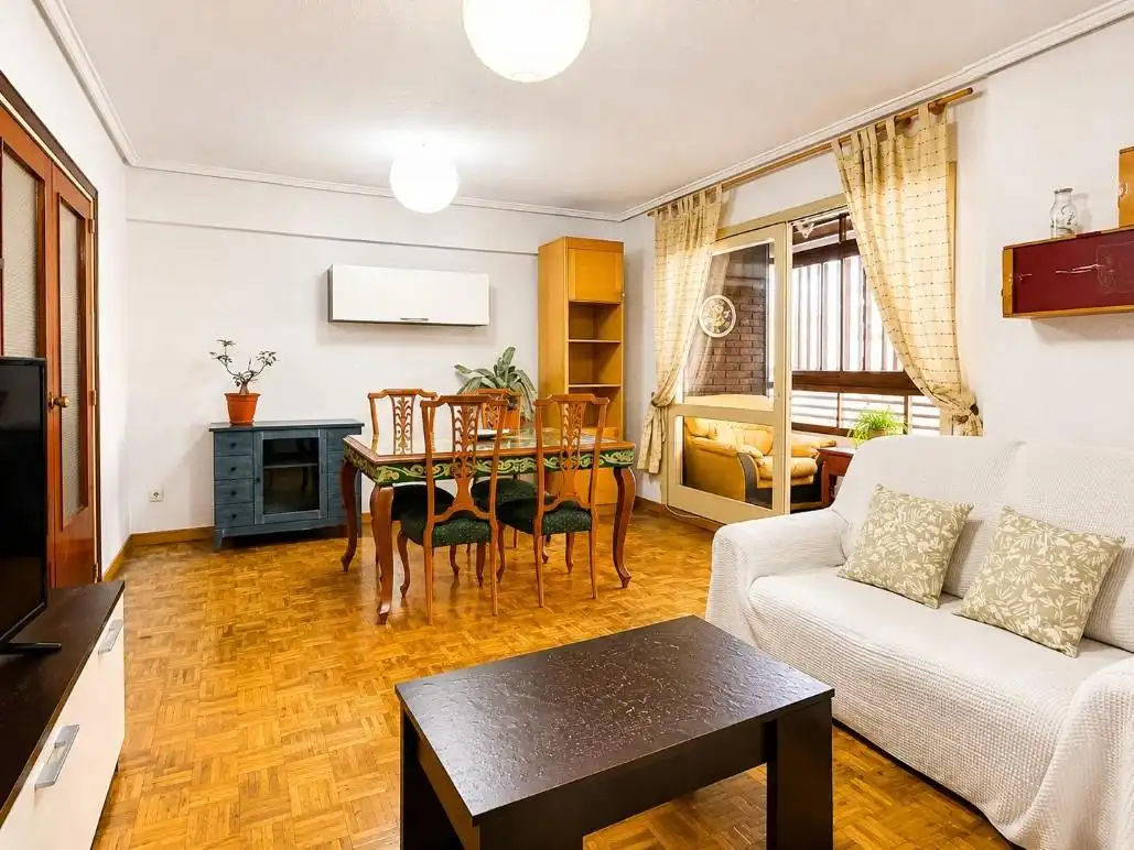 Piso con terraza en venta en Calle POETA QUINTANA, imagen 5