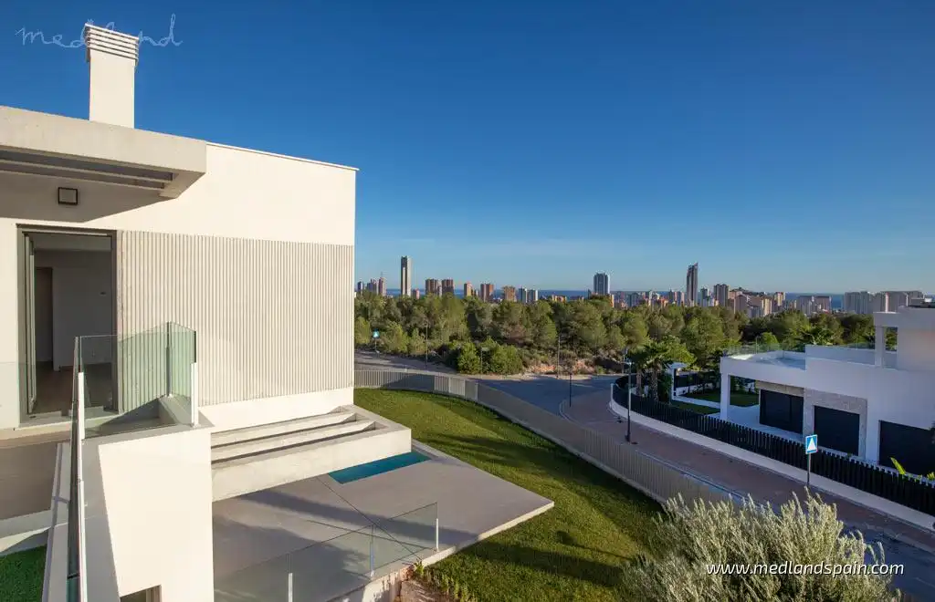 Detached house with pool for sale in Golf Bahía, imagen 7