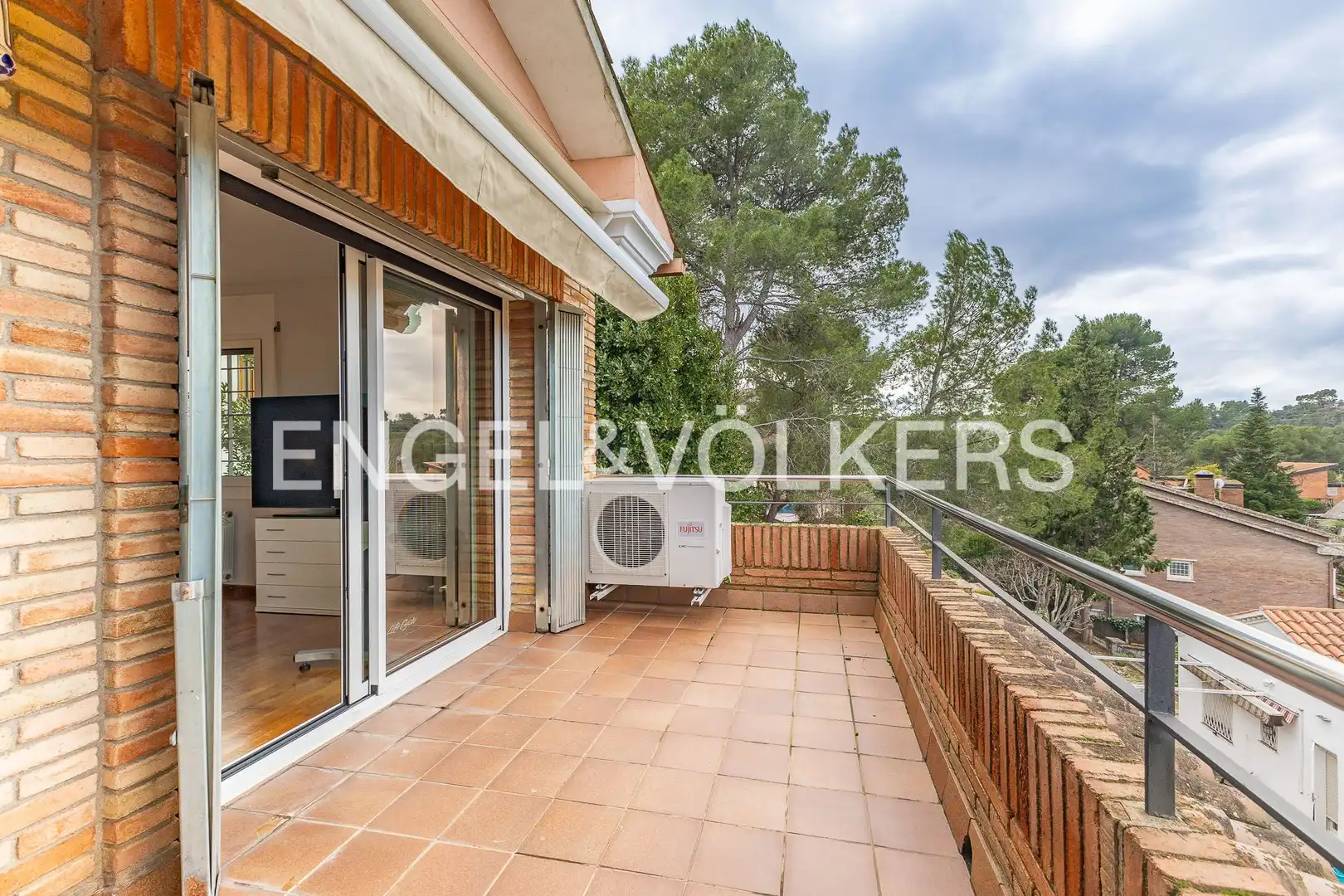 Terrace of Houses for sale in Sant Cugat del Vallès  with Air Conditioner, Heating and Private garden