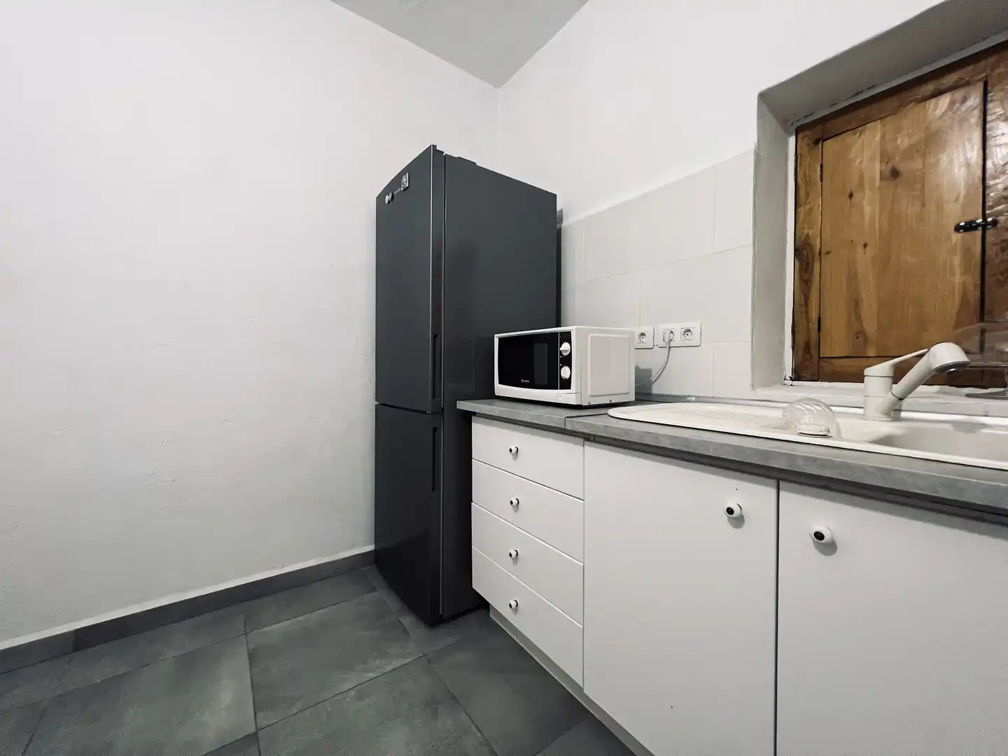 Küche von Haus oder Chalet zur Miete in Adeje mit Klimaanlage, Privatgarten und Terrasse