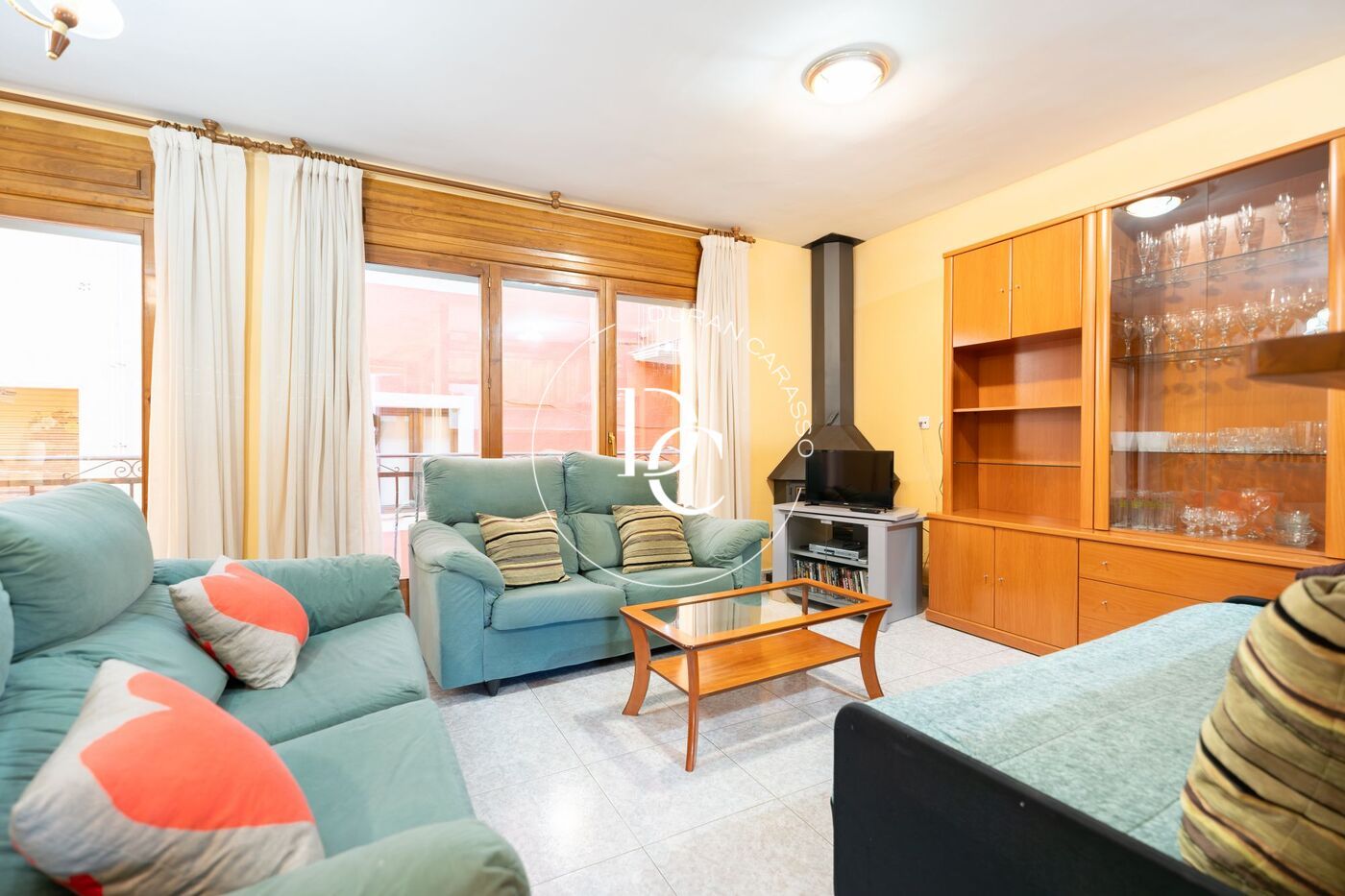 Living room of Flat for sale in Puigcerdà  with Heating and Balcony