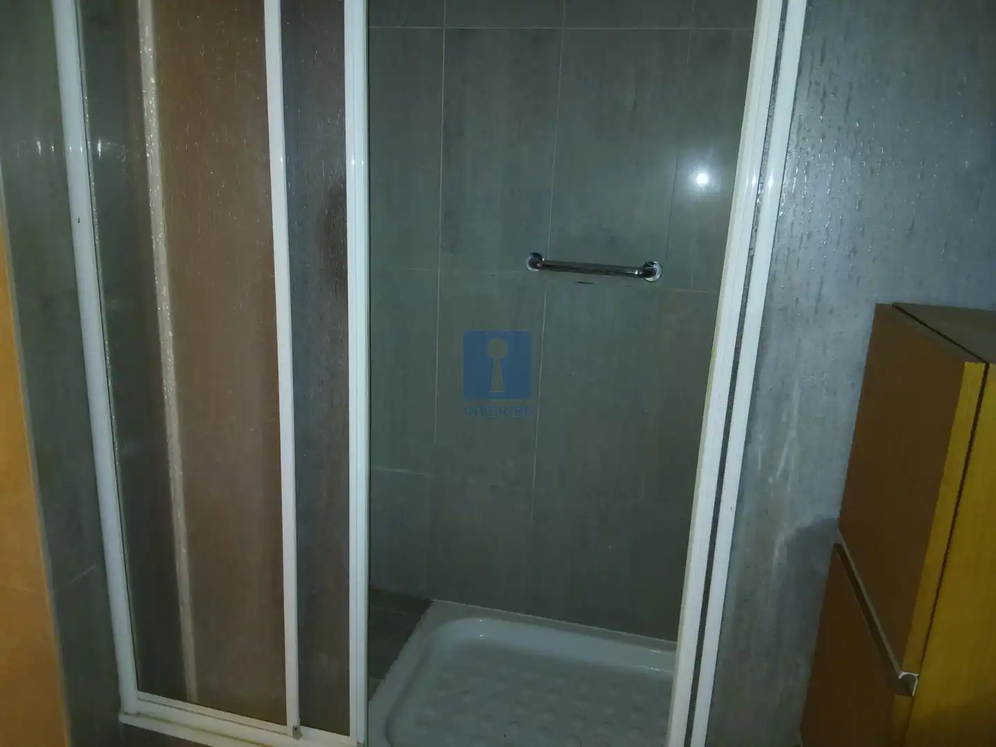 Baño de Casa adosada en venta en El Prat de Llobregat con Aire acondicionado, Calefacción y Terraza