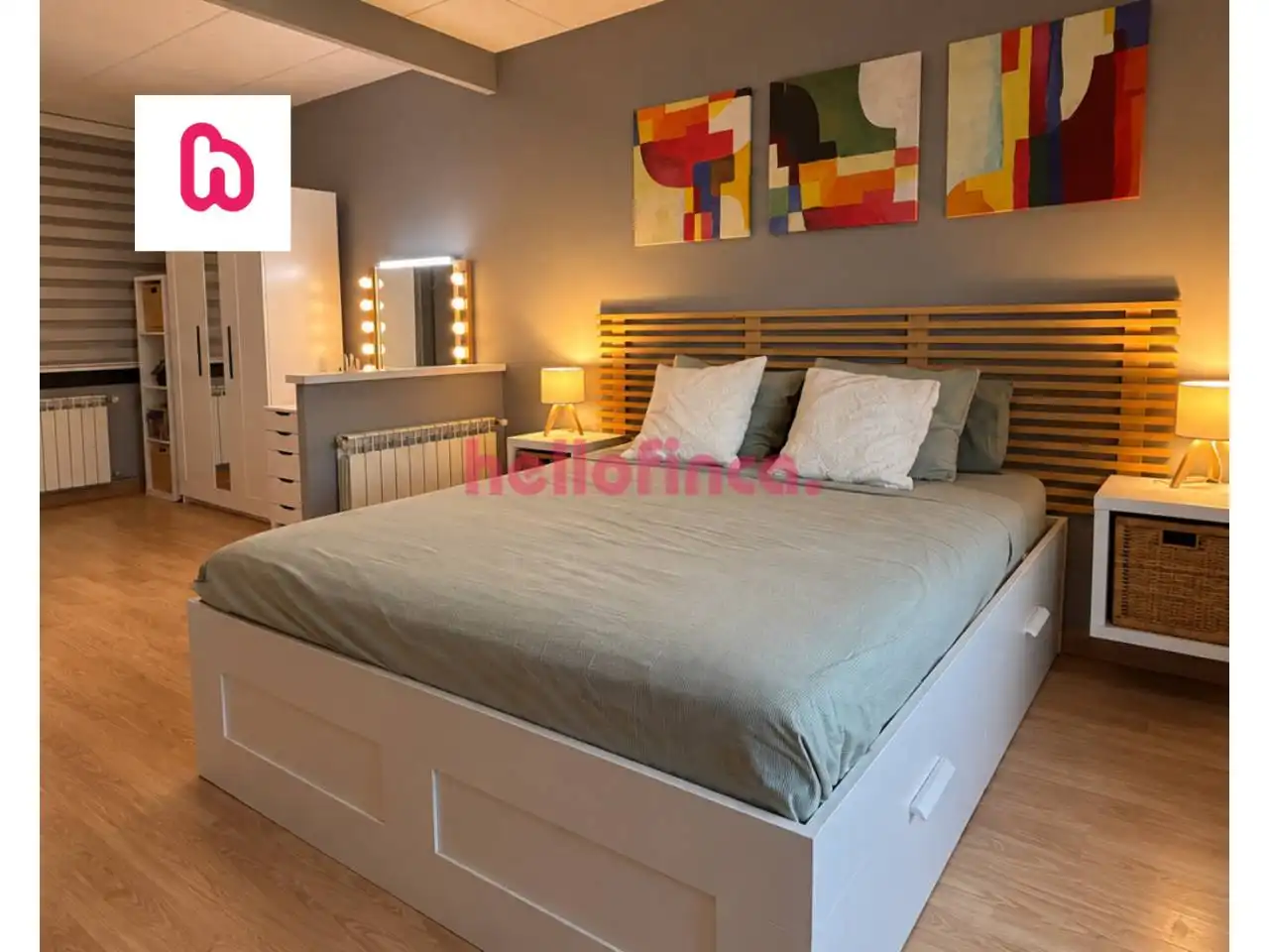 Bedroom of Flat for sale in Terrassa  with Air Conditioner, Heating and Parquet flooring