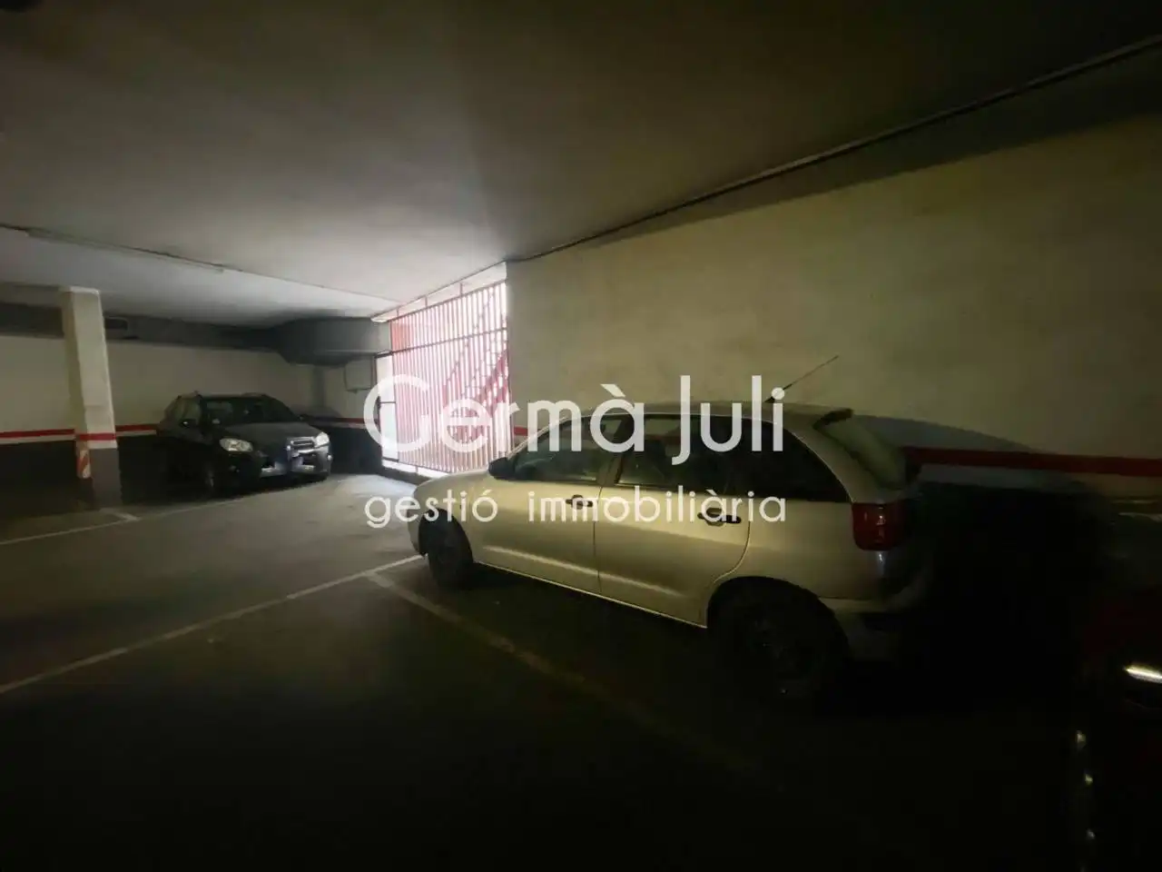 Parkplatz von Garage zum Verkauf in Badalona