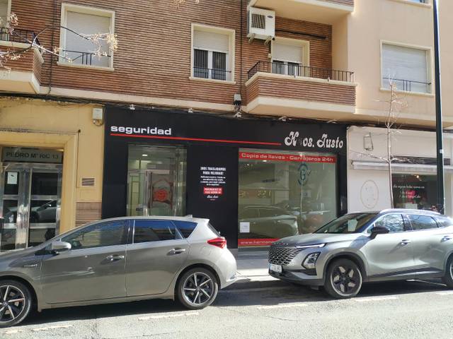 Local comercial en Alquiler en Paseo Constitución - Las Damas