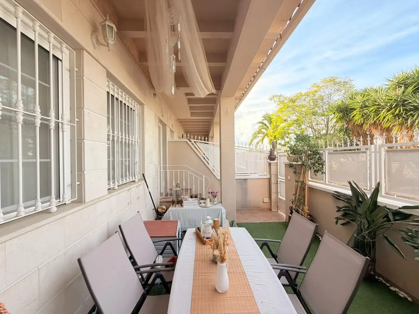 Terrace of Detached homes for sale in Elche ciudad