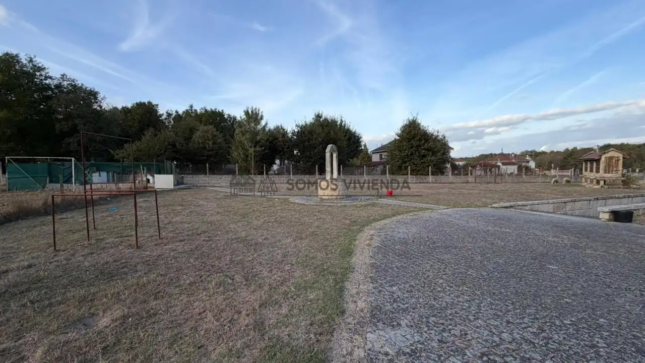Houses for sale in San Cibrao das Viñas  with Heating, Private garden and Storage room