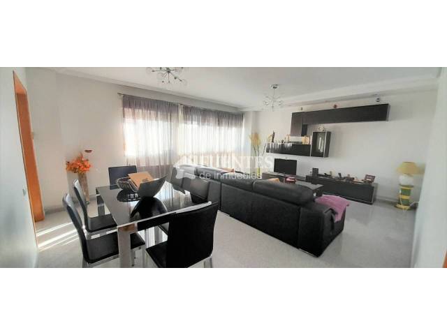 Piso en Venta en Avenida PINTOR FERNANDO SORIA en Playa de San Juan