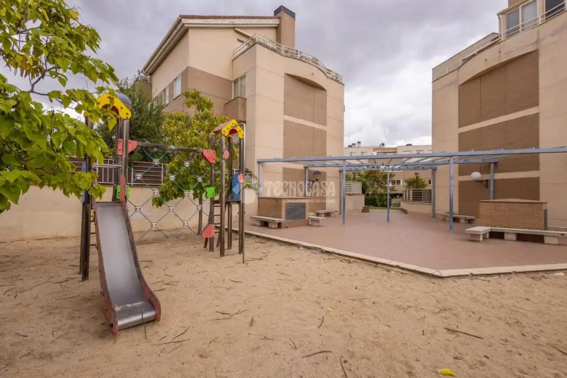 Terrace of Flat for rent in Santa Marta de Tormes  with Air Conditioner, Heating and Community pool