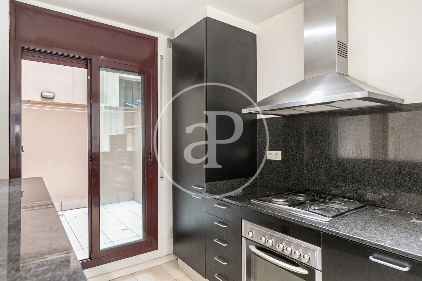 Cocina de Piso en venta en Barcelona con Aire acondicionado, Calefacción y Terraza