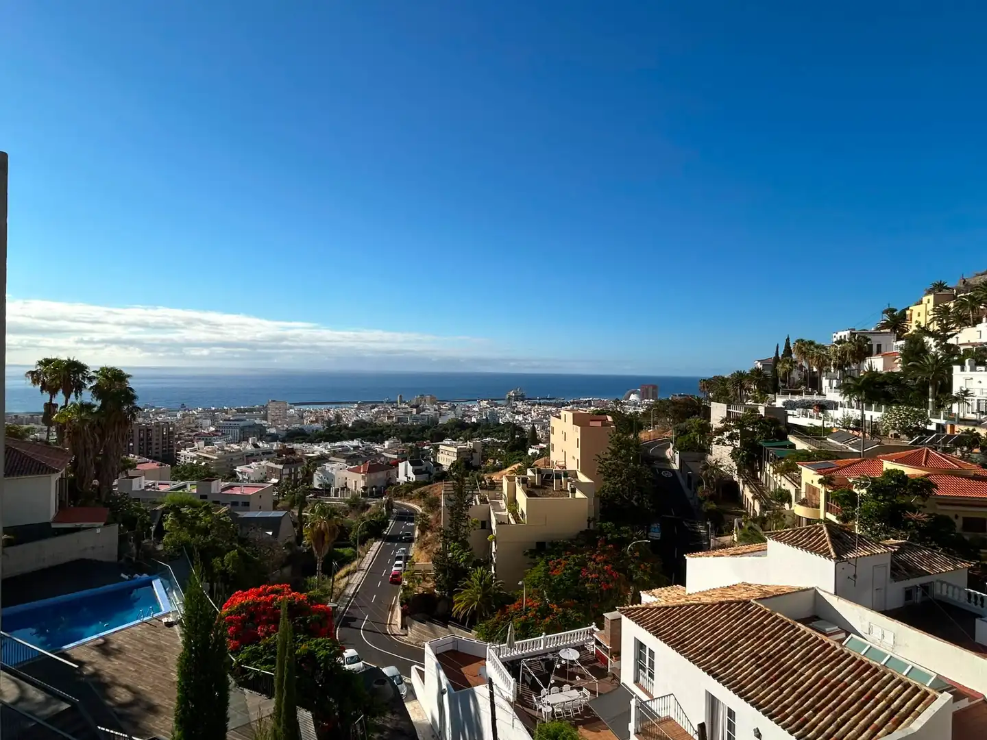 Außenansicht von Wohnung zum Verkauf in Santa Cruz de Tenerife mit Privatgarten, Terrasse und Abstellraum