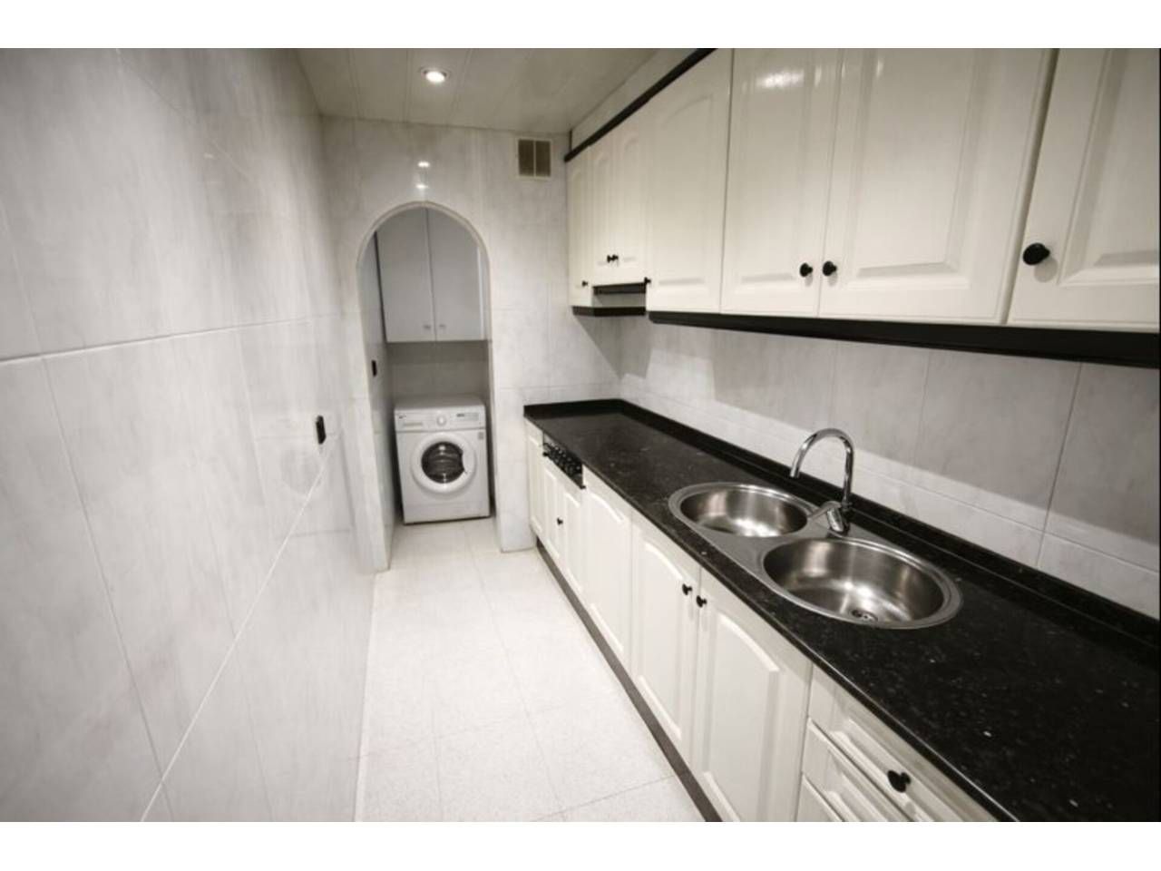 Kitchen of Flat for sale in Badalona  with Air Conditioner and Balcony