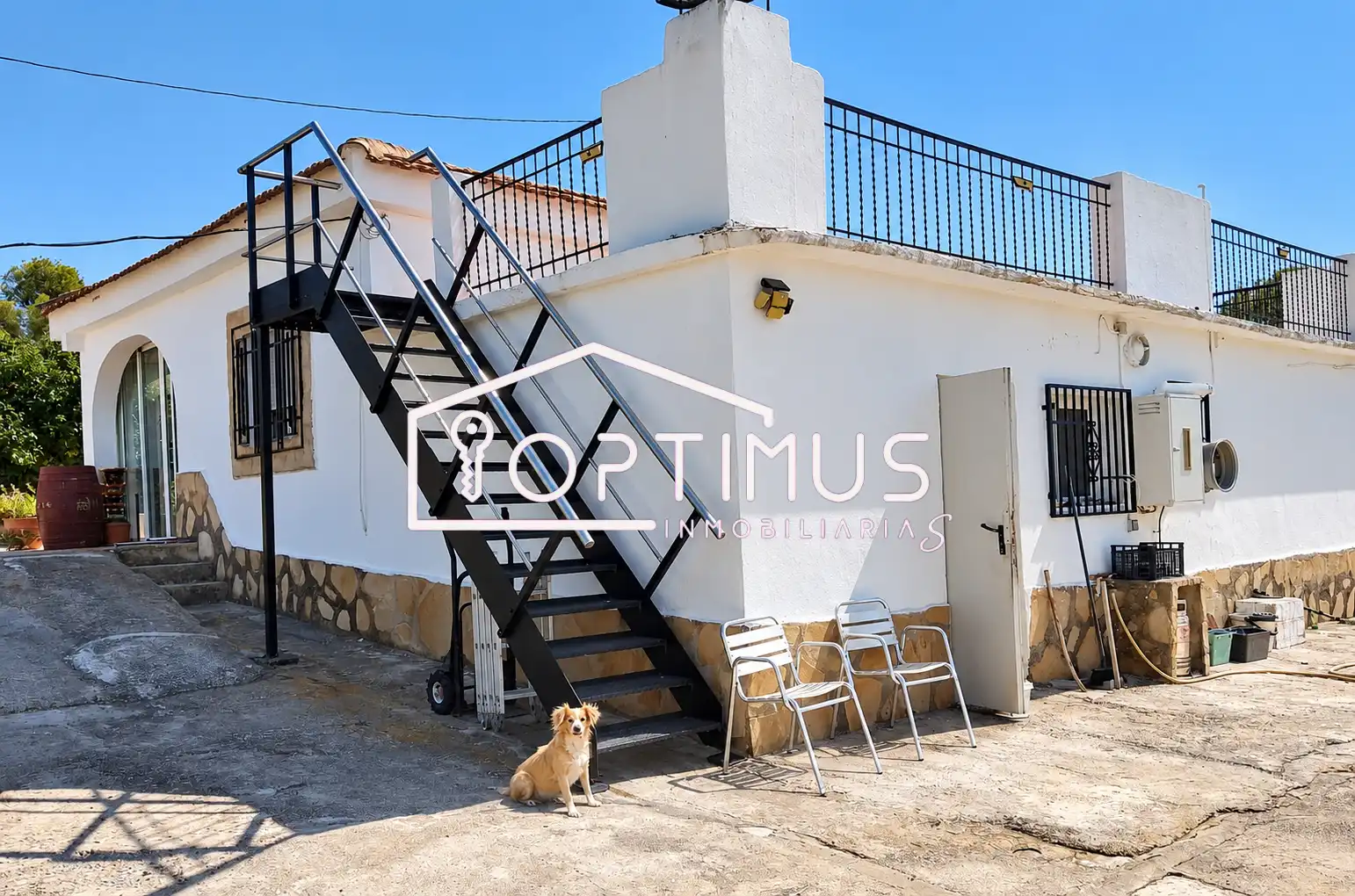 Detached house with pool for sale in Carrer de Safareig 7, imagen 2