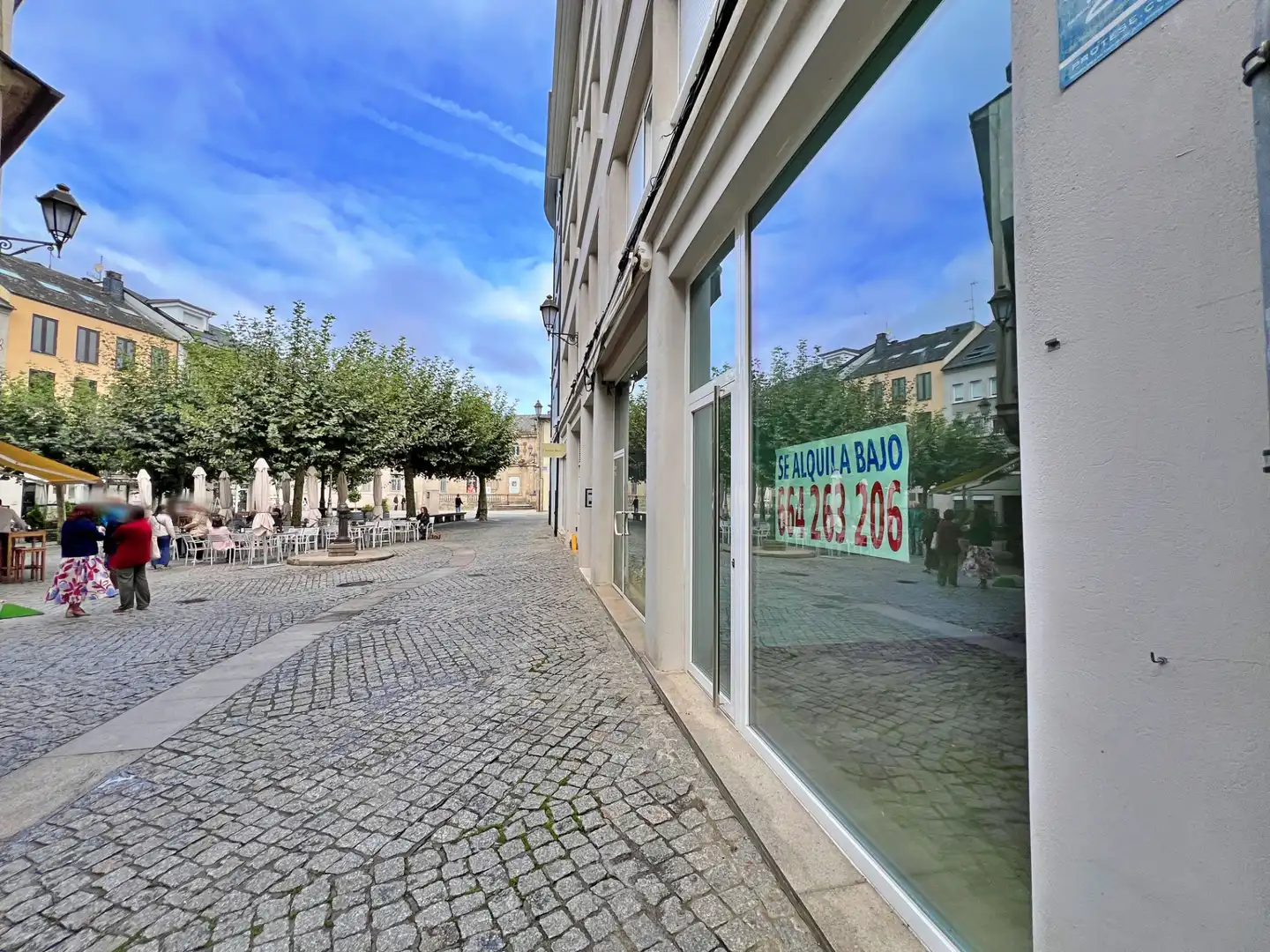 Außenansicht von Geschaftsraum zur Miete in Lugo
