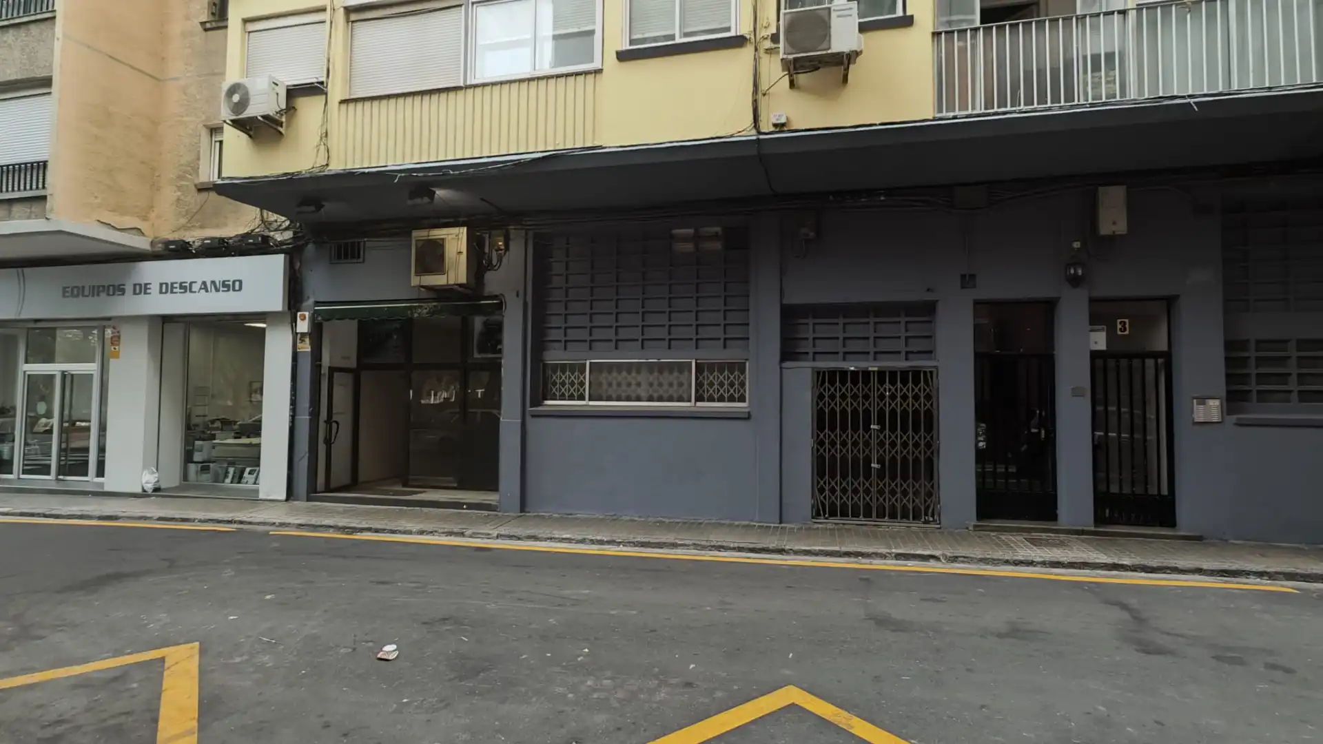 Business premises for sale in Calle de D. Luis Sallenave 3, imagen 2