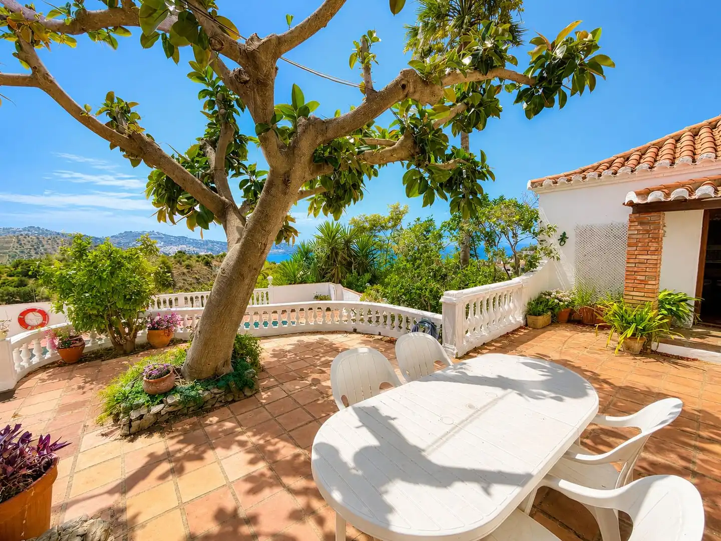 Terrace of Houses for sale in Almuñécar  with Air Conditioner, Heating and Private garden