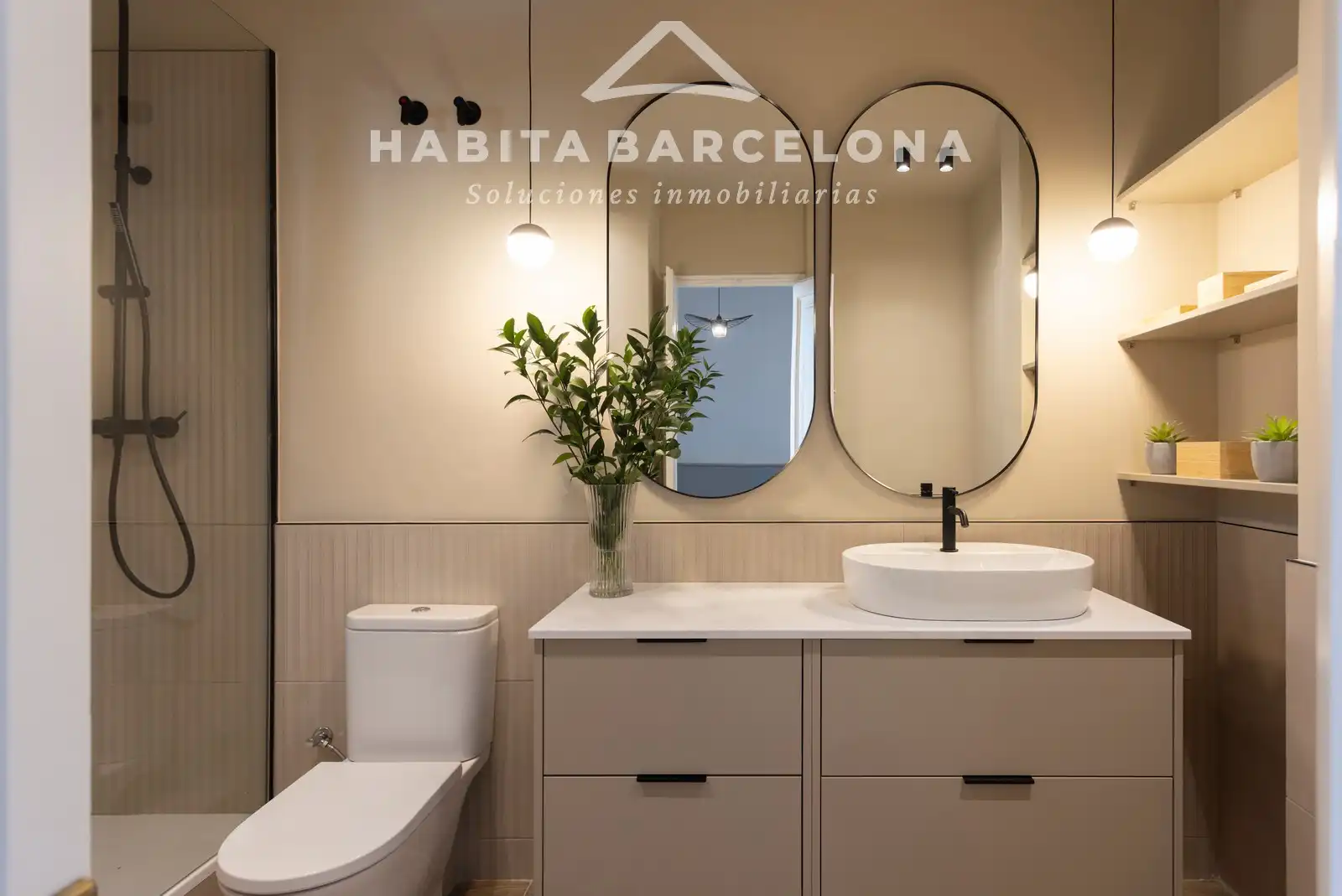 Baño de Piso en venta en Barcelona con Aire acondicionado, Calefacción y Parquet