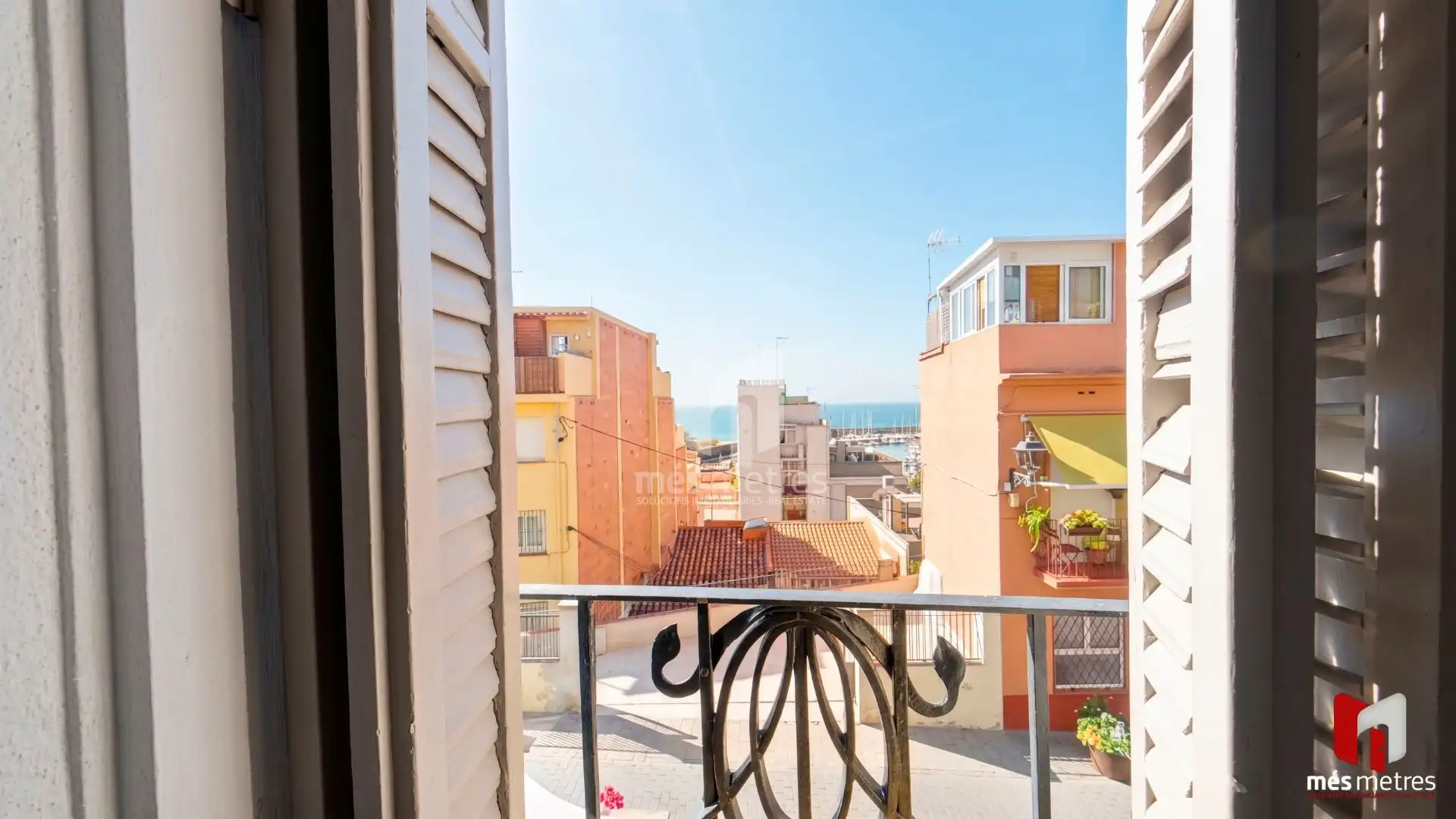 Balcony of Houses for rent in El Masnou  with Air Conditioner, Heating and Private garden