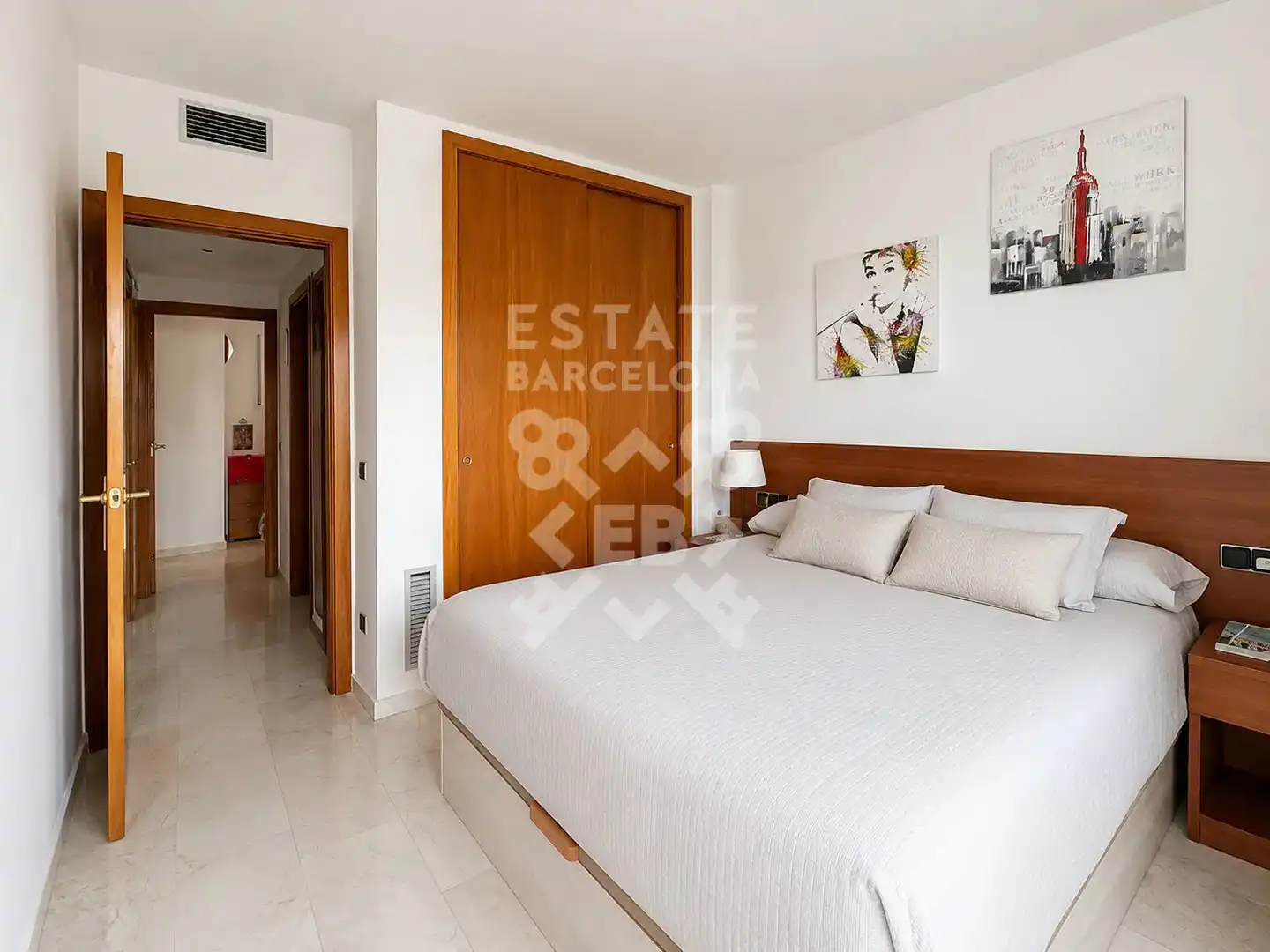 Schlafzimmer von Dachboden zum Verkauf in Blanes mit Klimaanlage, Terrasse und Gemeinschaftspool
