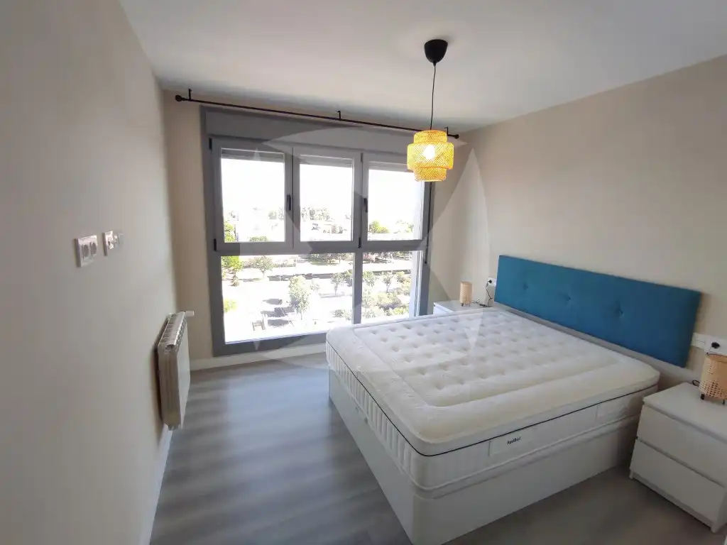 Wohnung zur Miete in Calle Matilde Tagle, Avenida Elvas